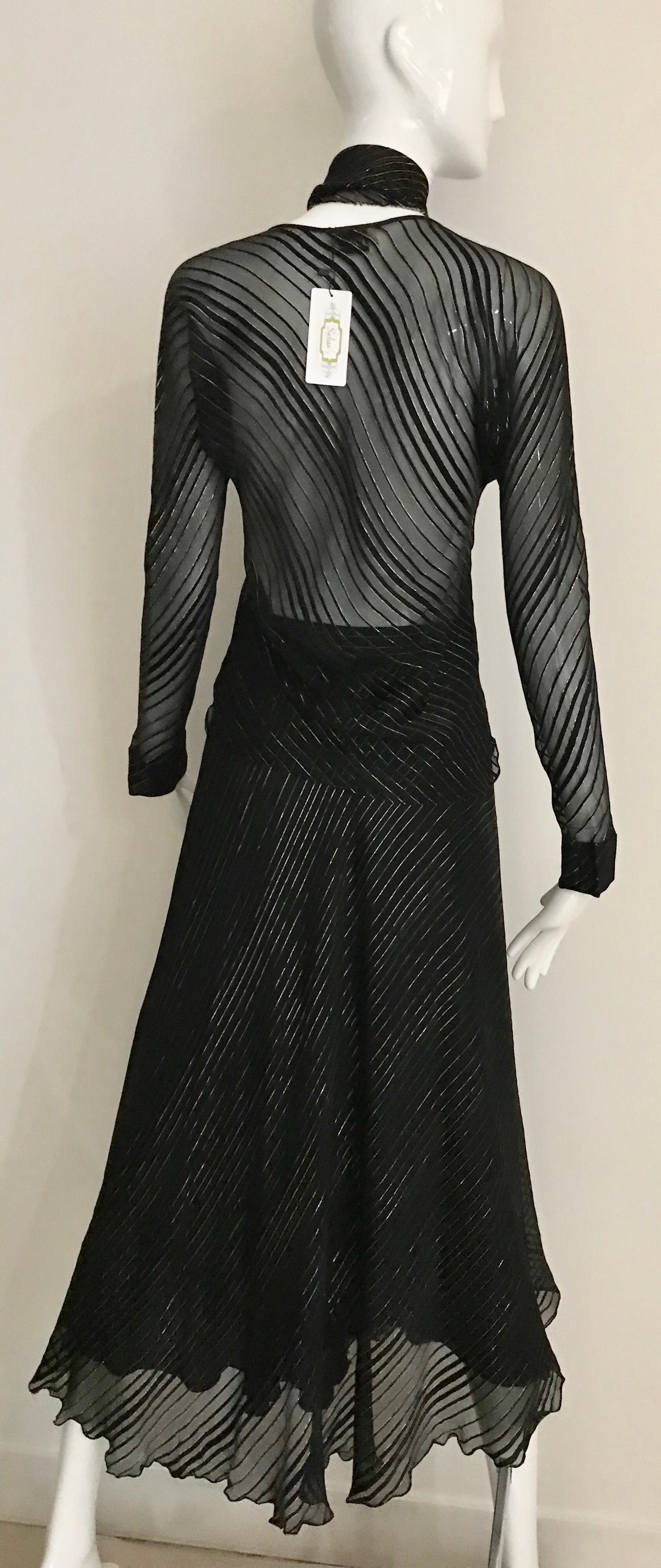 Vintage Julio Black and Gild Silk Blouse and Skirt Set For Sale 2