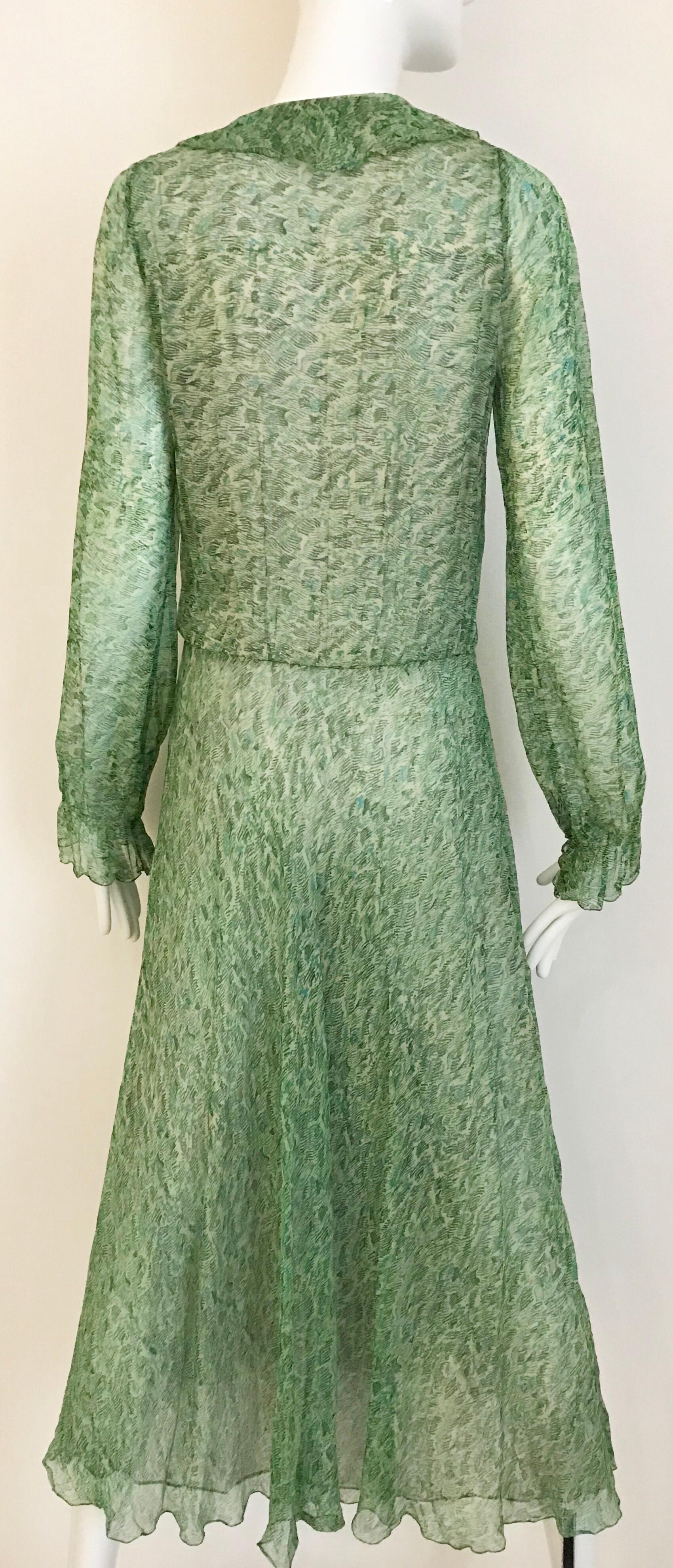 1970s Anna Weatherley Green Silk Print Dress In Good Condition In Beverly Hills, CA
