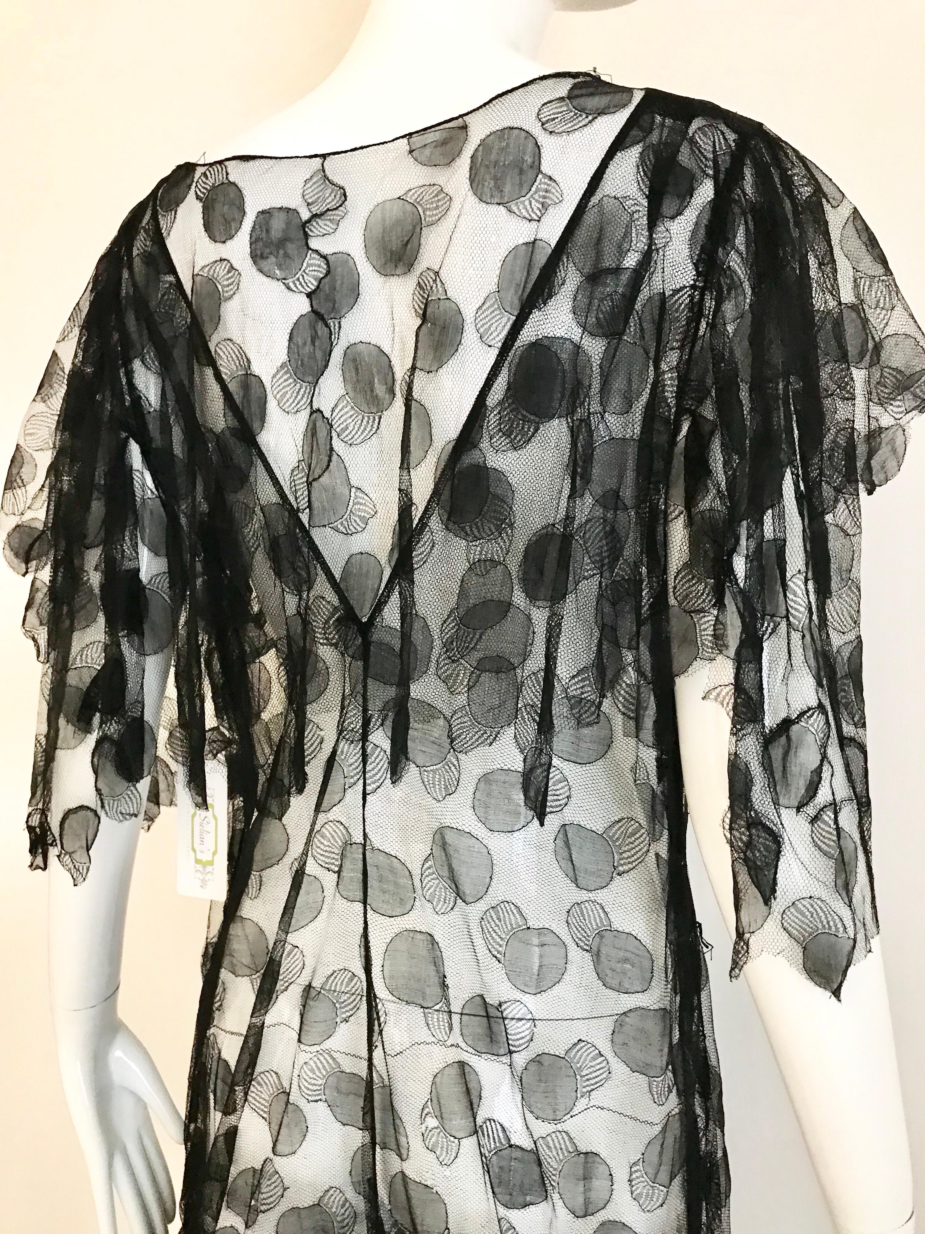 1930s Black Lace Gown 4