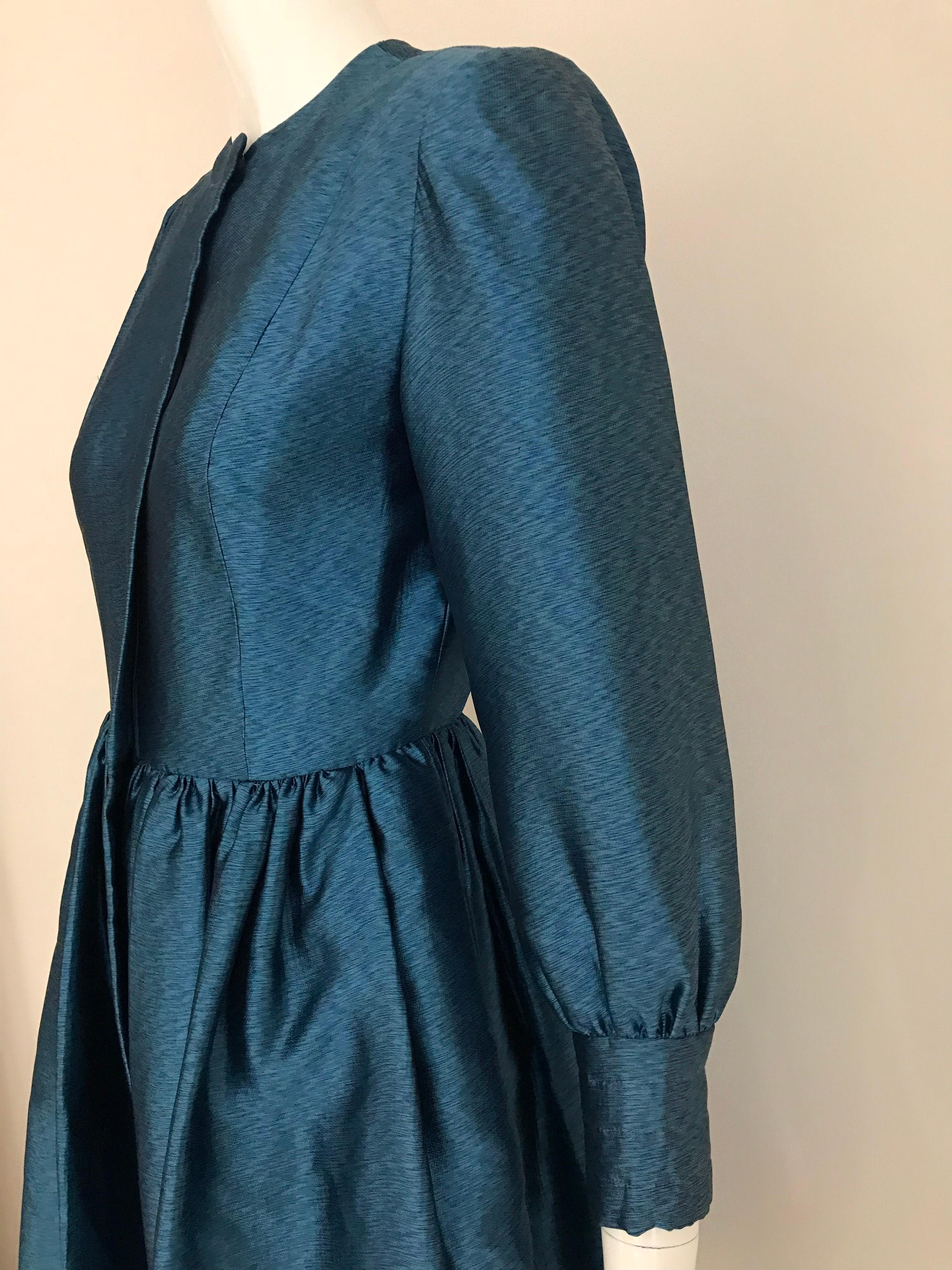 Vintage Geoffrey Beene Teal Blue Silk Dress  In Good Condition For Sale In Beverly Hills, CA
