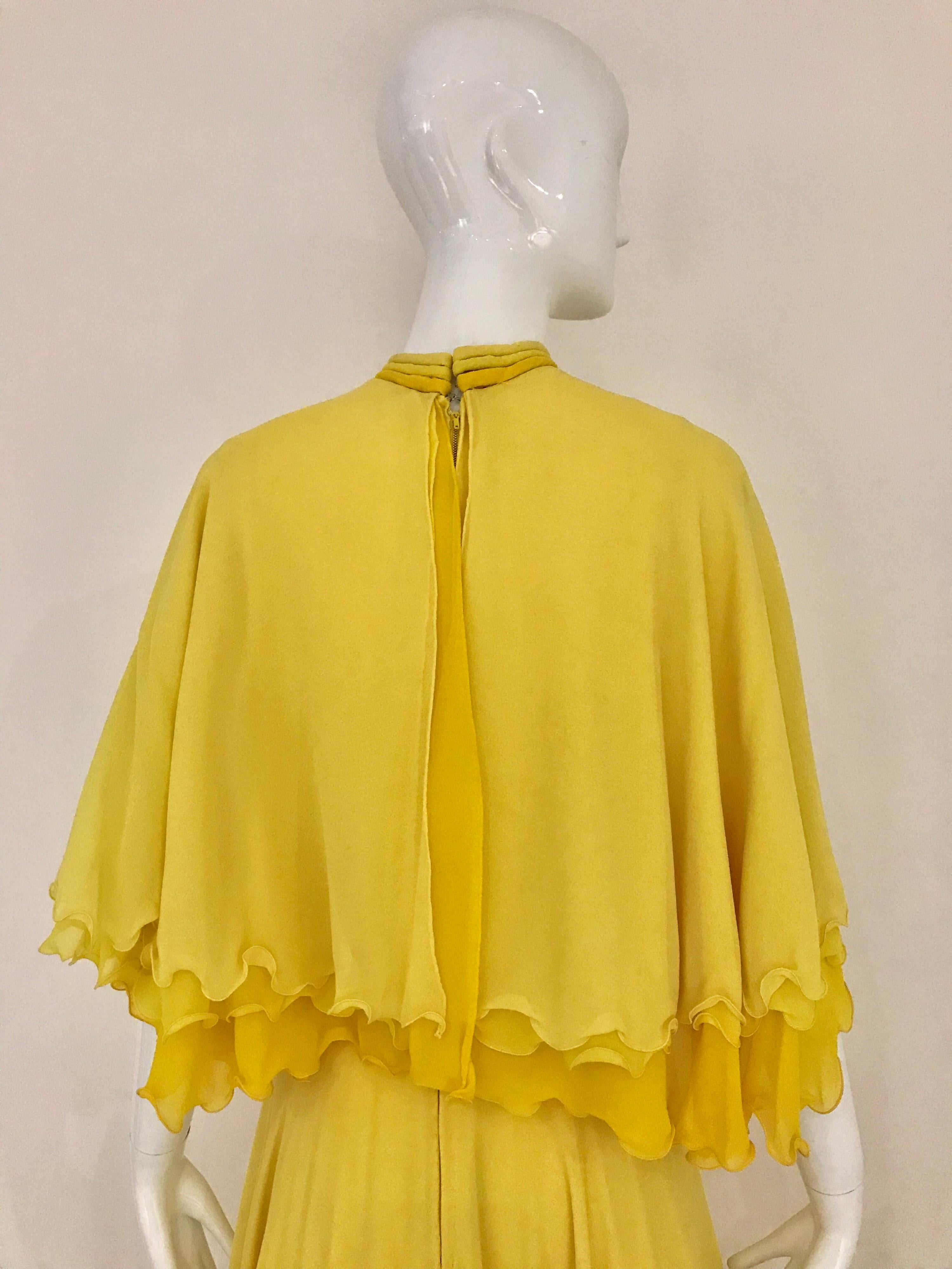1970s Yellow La Mendola Italy Silk Chiffon Gown In Good Condition In Beverly Hills, CA