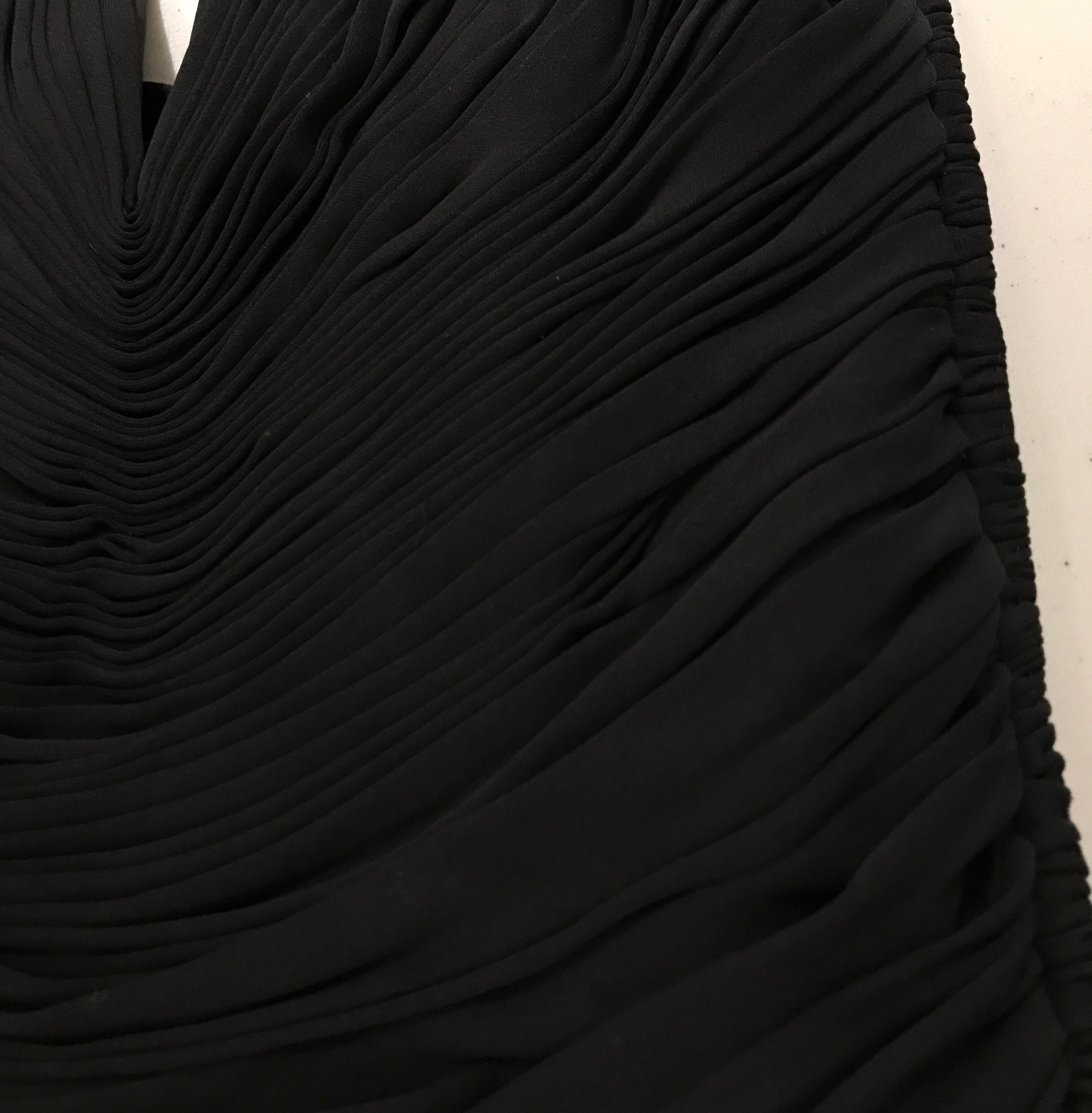 VICKY TIEL Negro Cuello en V Jersey Halter Mini Vestido de Cóctel Años 80 en venta 3