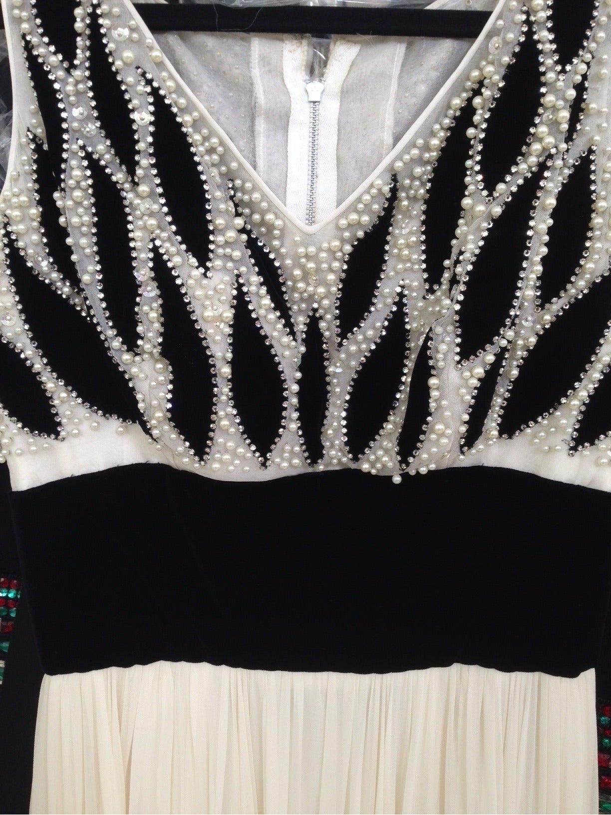 Gray 1950s Philip Hulitar Ivory and Black Velvet Pearl Encrusted Beaded Gown For Sale