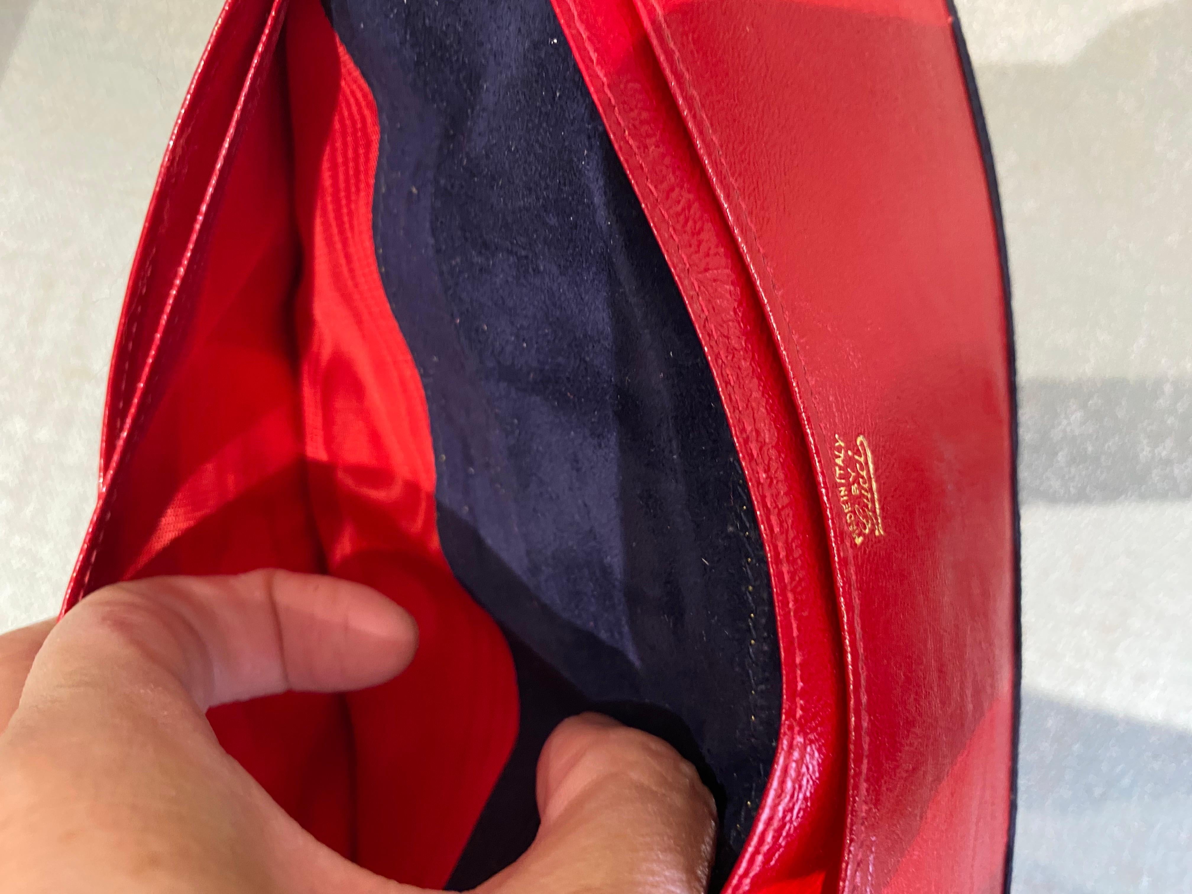 1970s Gucci Navy Blue Suede Wallet For Sale 6