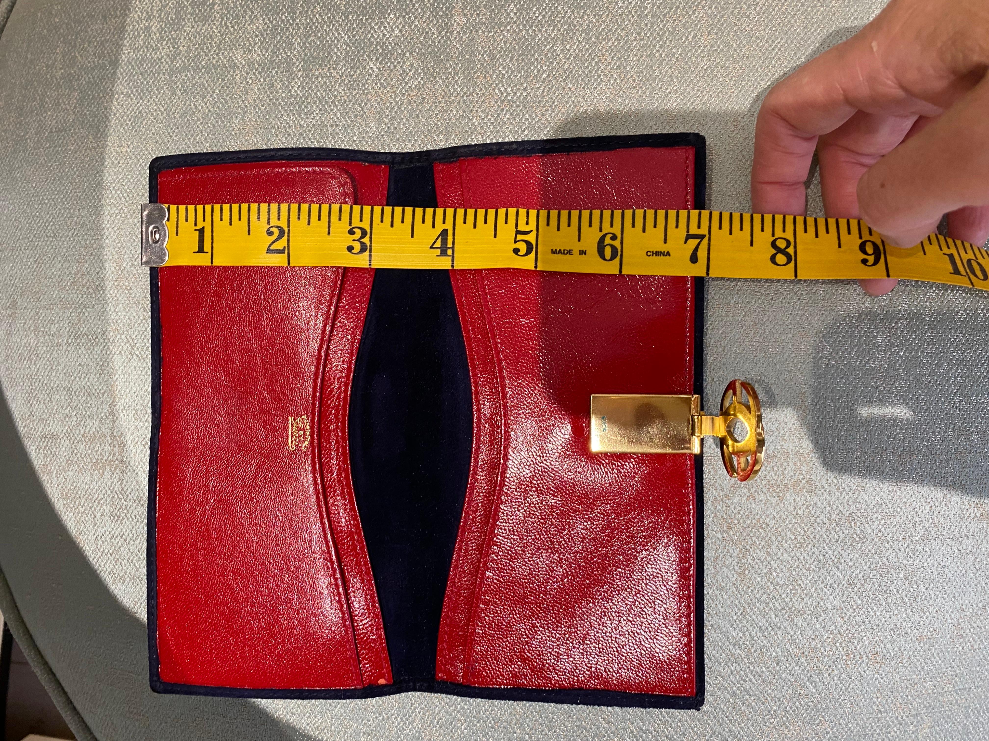 1970s Gucci Navy Blue Suede Wallet For Sale 7