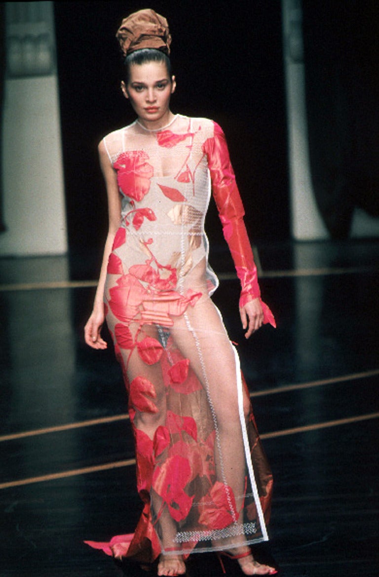 Gianfranco Ferre Runway gown, Spring / Summer 1999  5