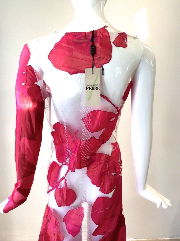 Pink Gianfranco Ferre Runway gown, Spring / Summer 1999  For Sale