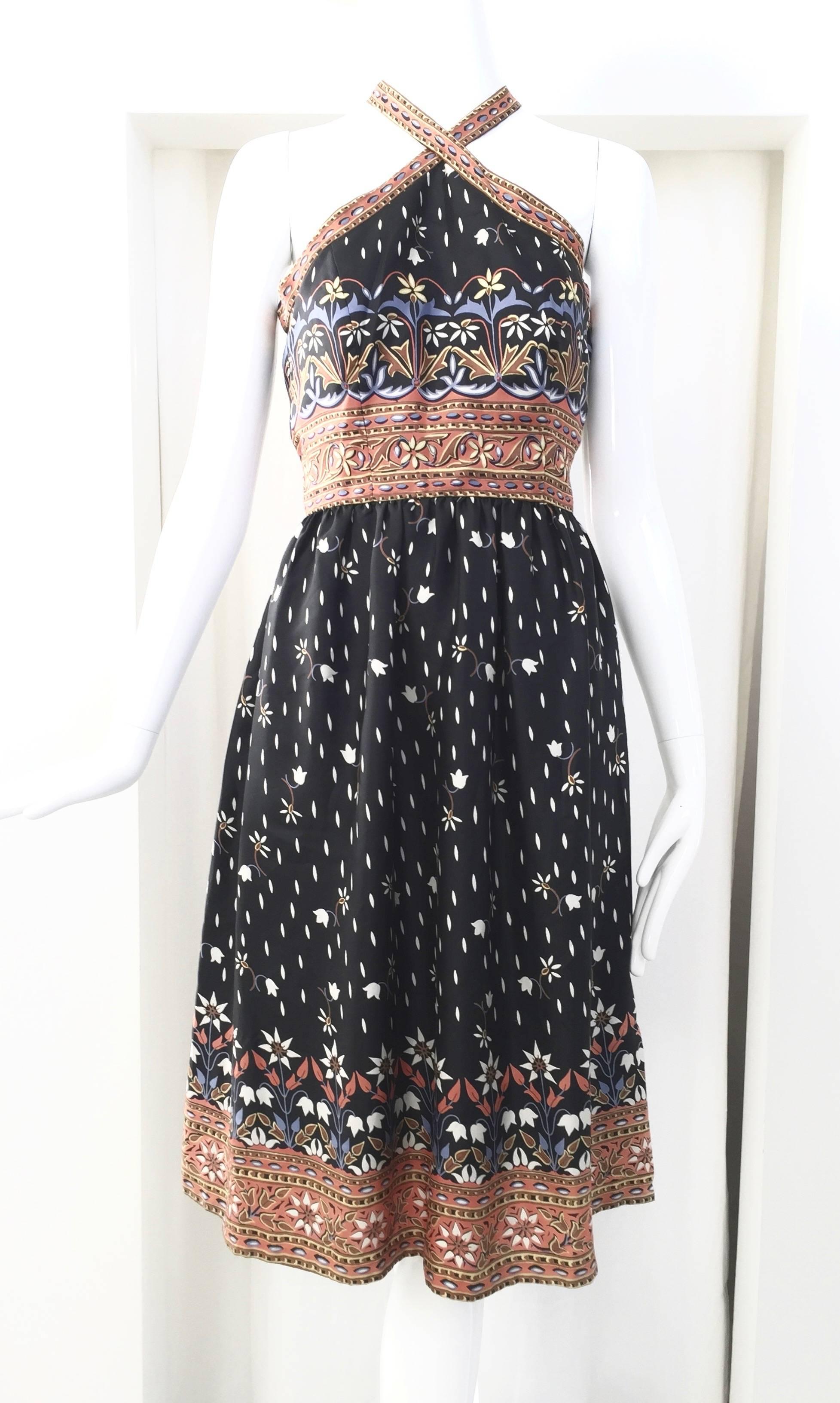 1970s Oscar De La Renta silk print halter dress In Good Condition In Beverly Hills, CA