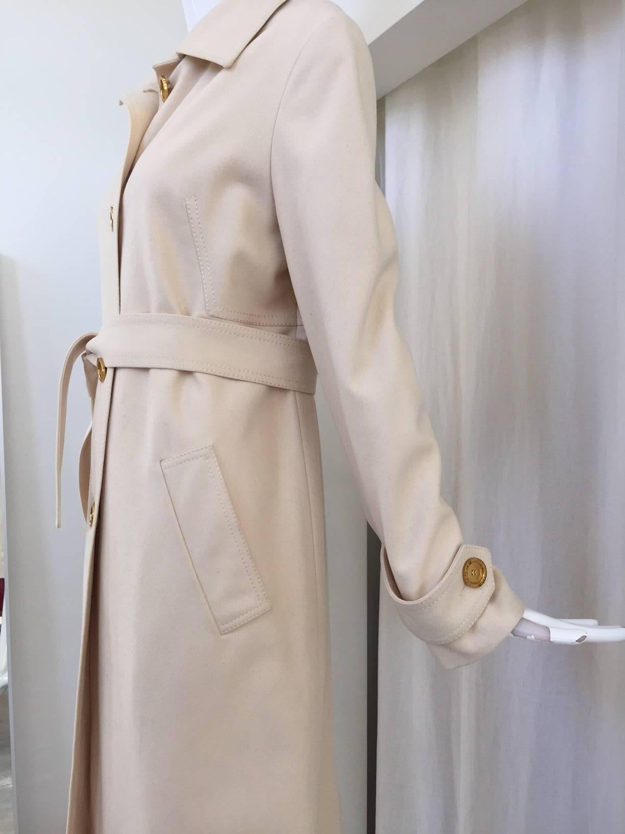 Beige Manteau en laine crémeuse Hermès, années 1970  en vente