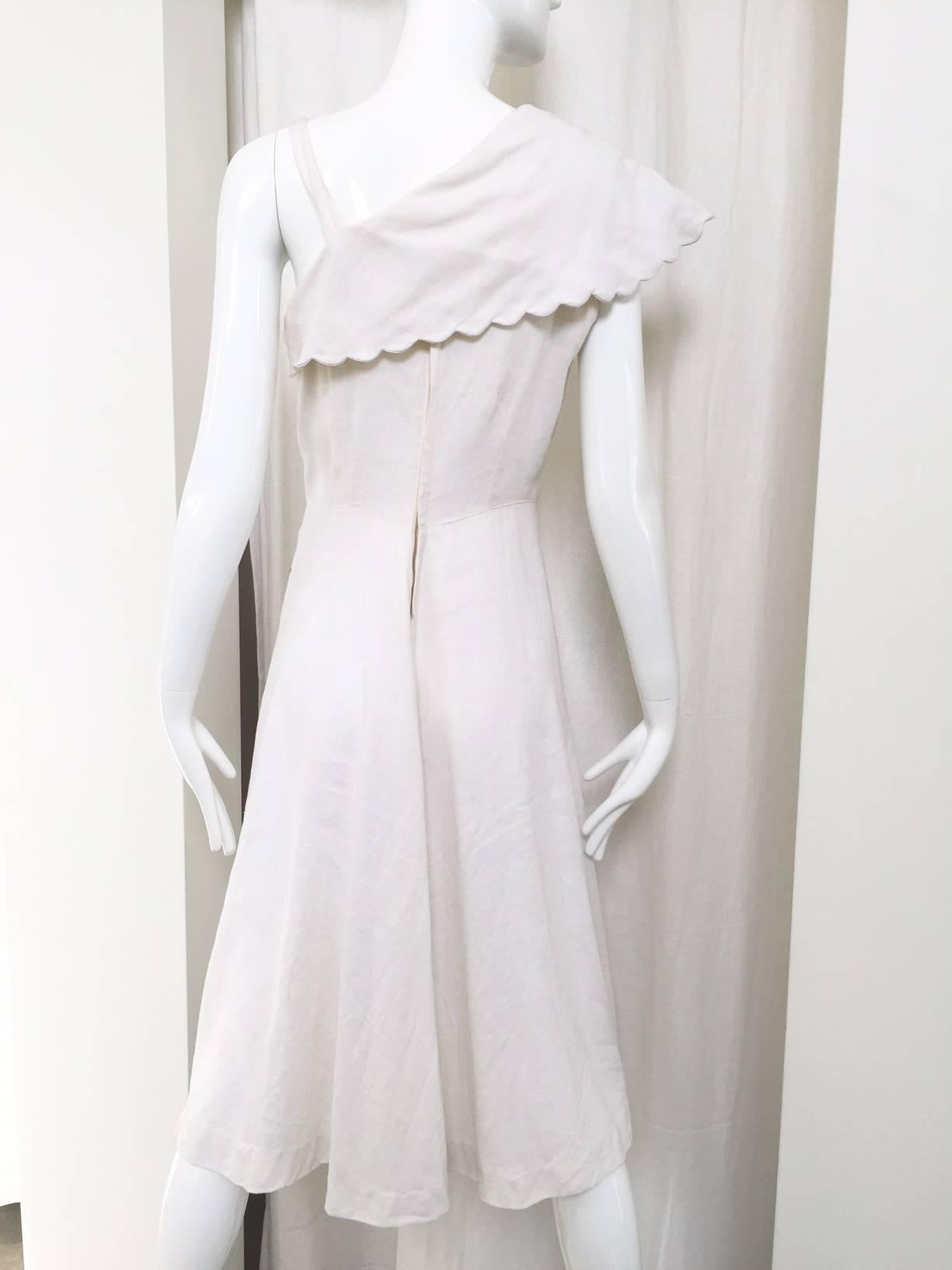 Gray RARE 1940s  Linen dress with embroidery