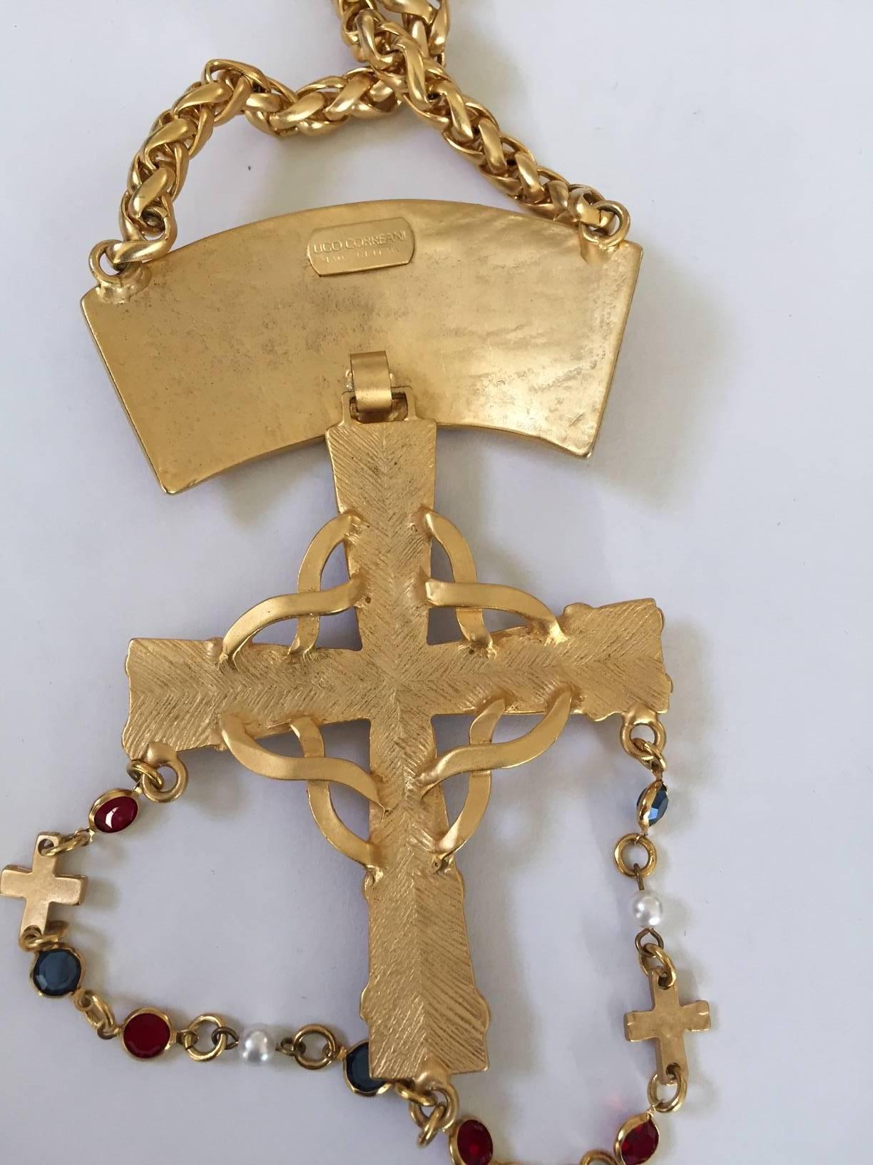 Beautiful Ugo Correani cross pendant chain necklace designed for late Gianni Versace. cut glass stones.
Measurement: 
30