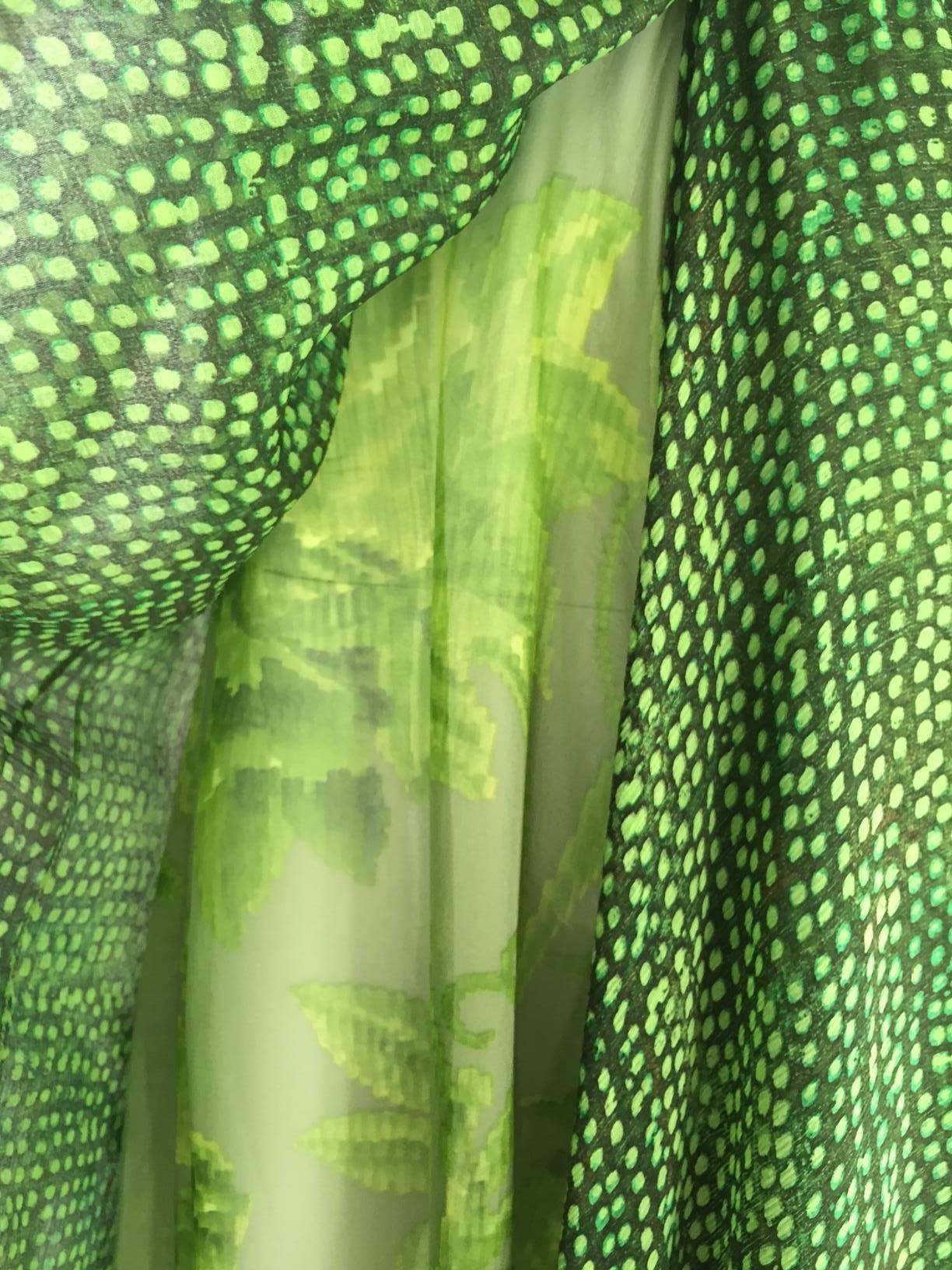 Green 90s Oscar De La Renta green strapless silk chiffon gown with shawl For Sale