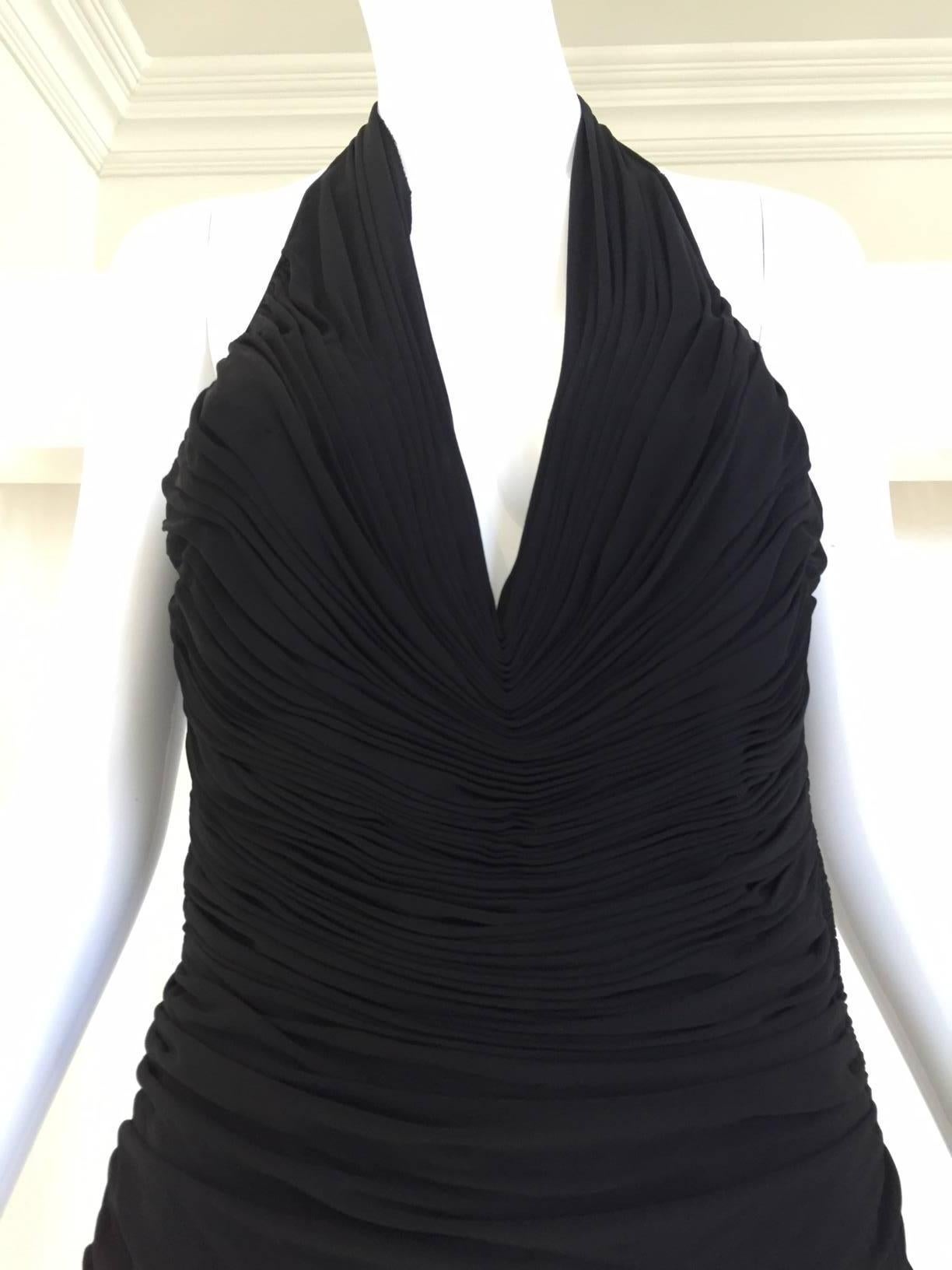 VICKY TIEL Black V Neck Jersey Halter Cocktail Mini Dress 1980s In Excellent Condition For Sale In Beverly Hills, CA