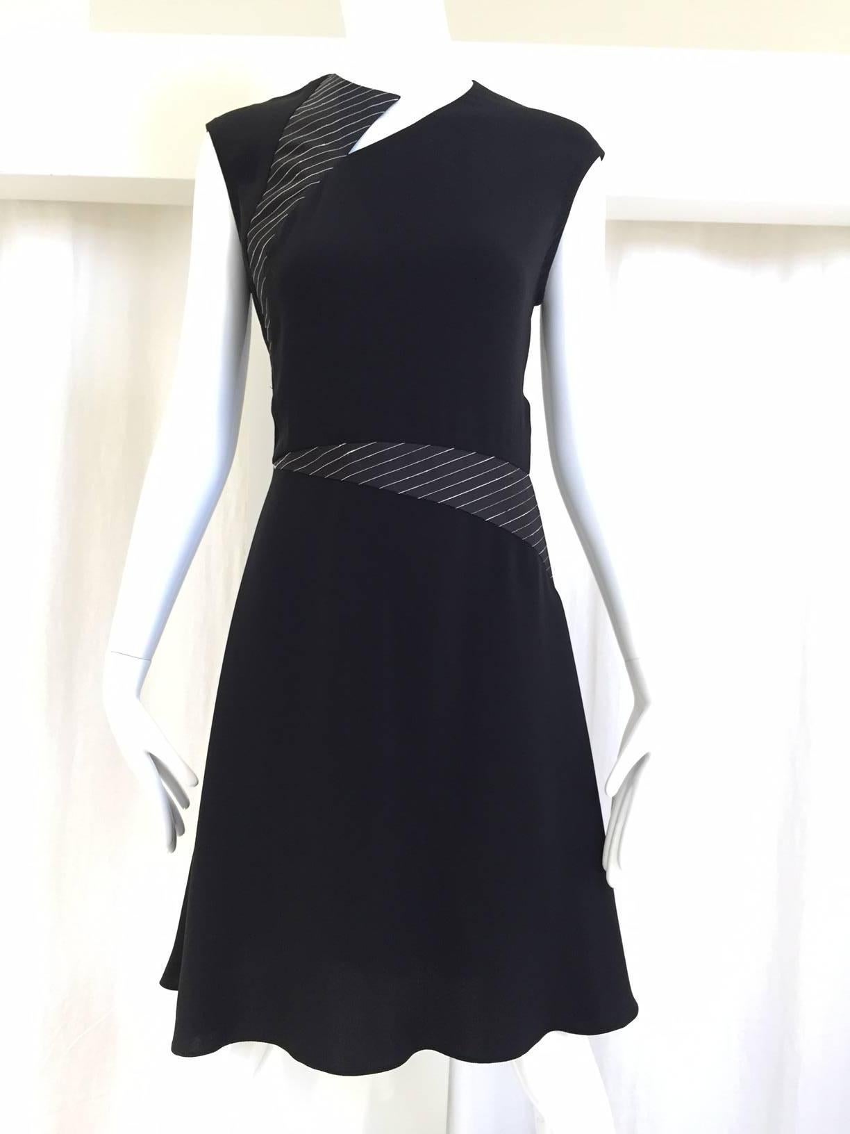 Vintage GEOFFREY BEENE Black Cap Sleeve Dress with Asymettrical Neckline In Good Condition For Sale In Beverly Hills, CA
