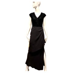 Vestido de noche transparente de Valentino de 1993, de la pasarela, con cinta de terciopelo crepé negro, talla 4