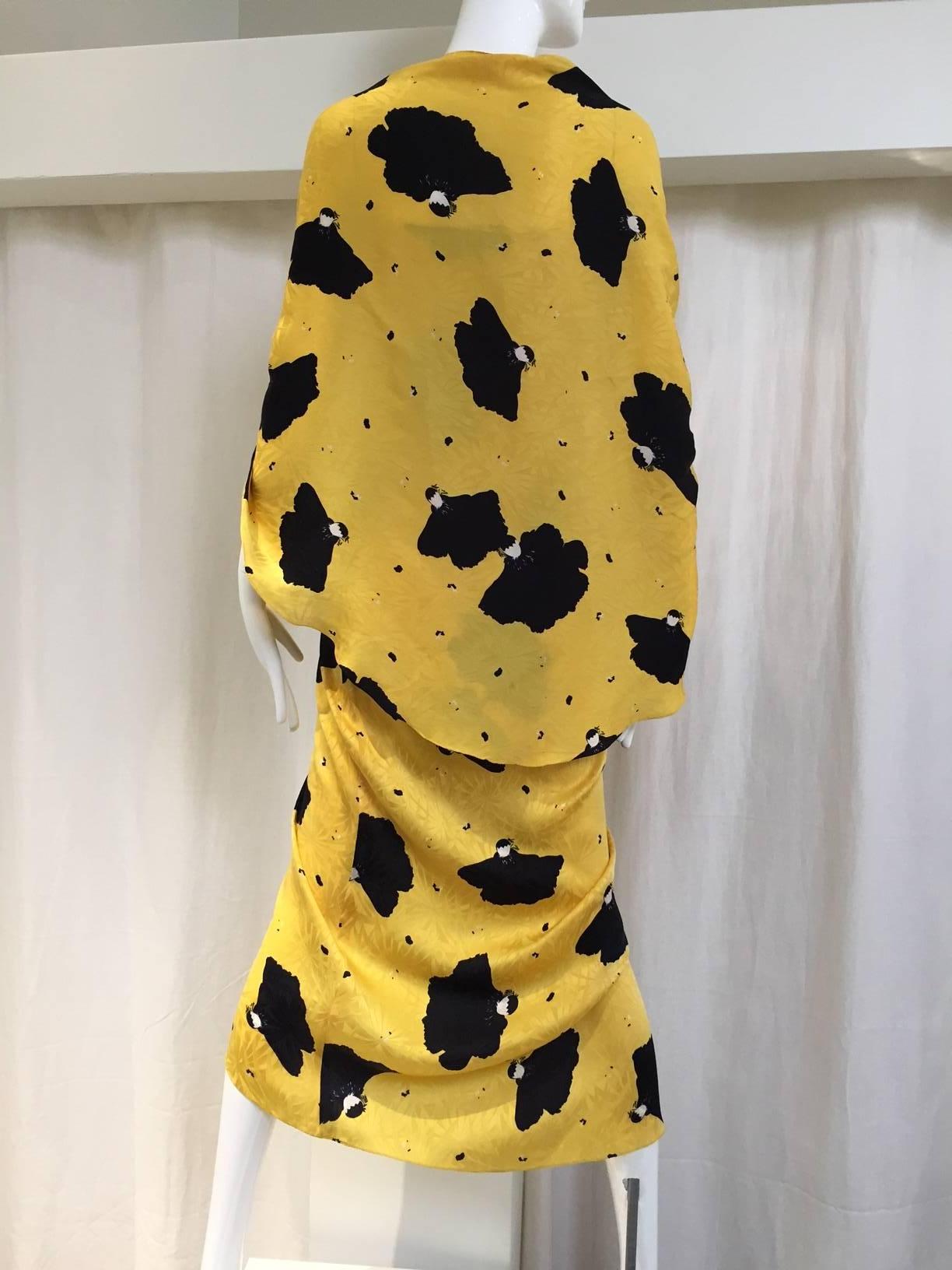Vintage  Bill Blass Yellow and Black Print Silk Dress In Excellent Condition In Beverly Hills, CA