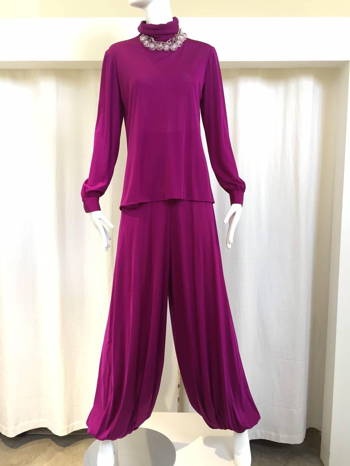 1970s PUCCI purple matte jersey blouse pant set In Good Condition In Beverly Hills, CA