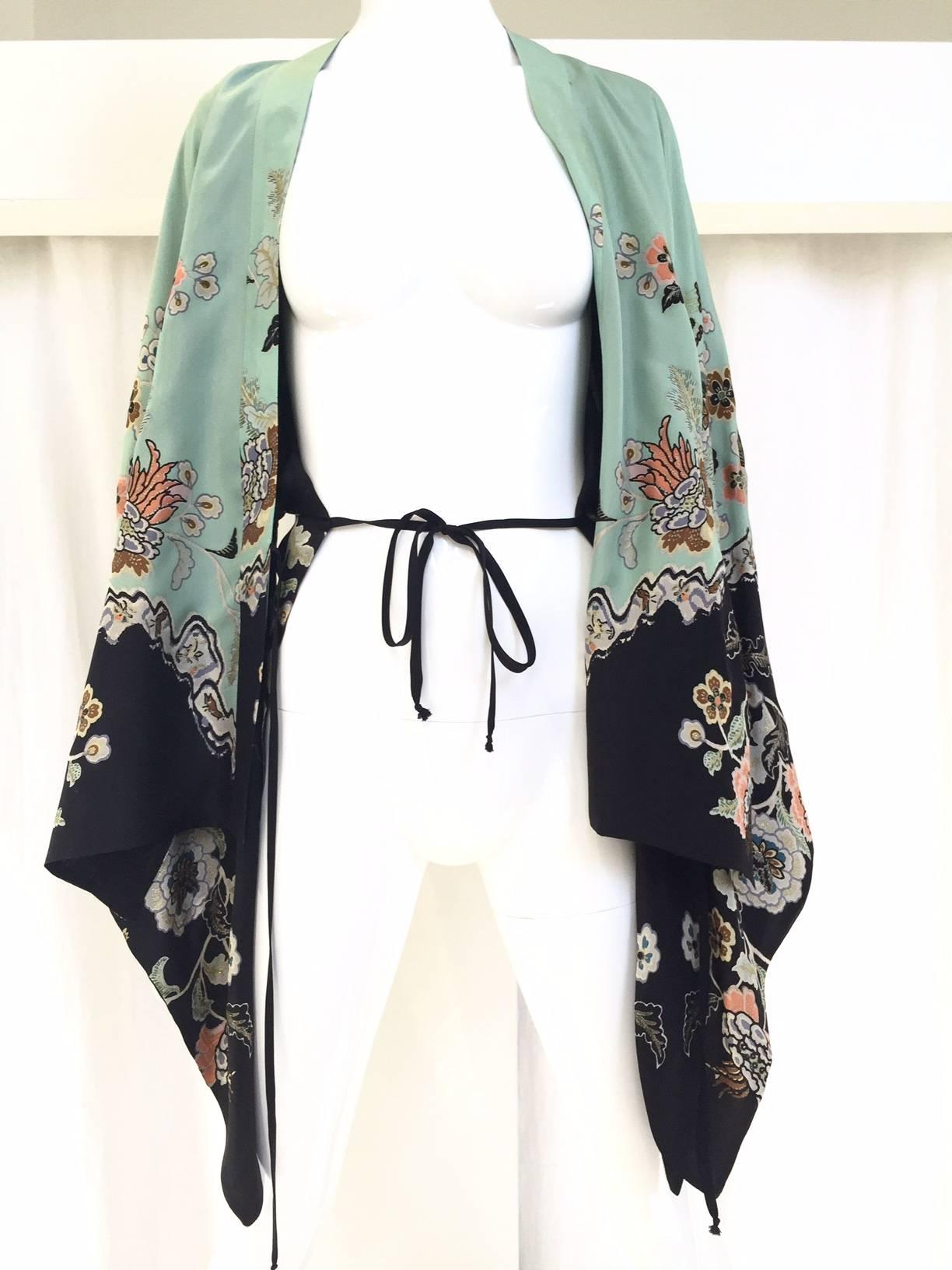 2000s Roberto Cavalli mint green silk print kimono top In Excellent Condition In Beverly Hills, CA