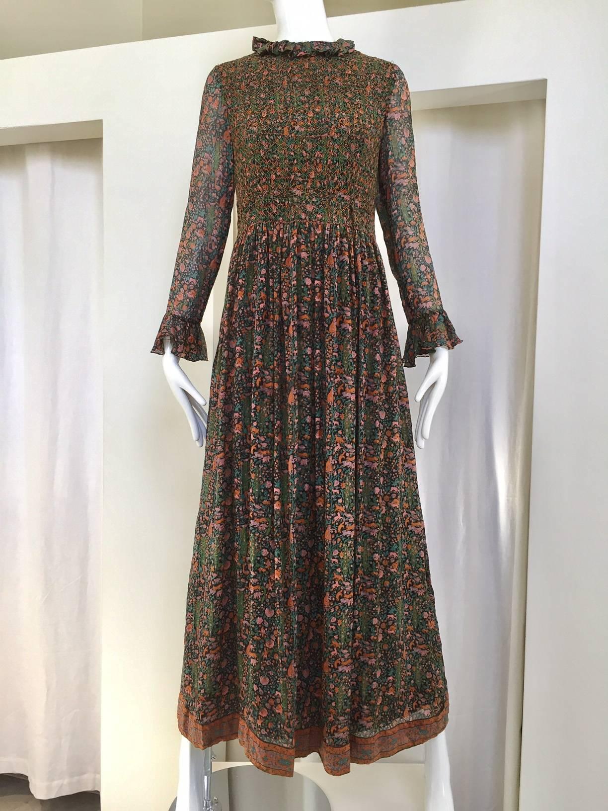 70s Treacy Lowe floral silk maxi dress.
Size: 4