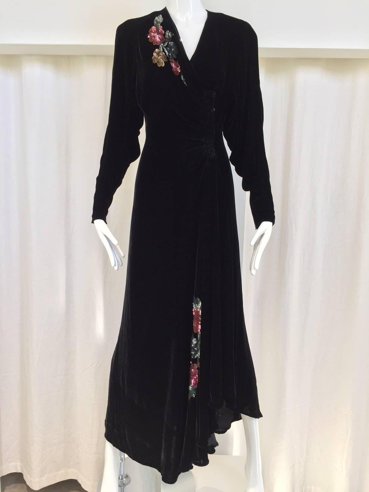 1940s Black Velvet gown with sequins applique 2
