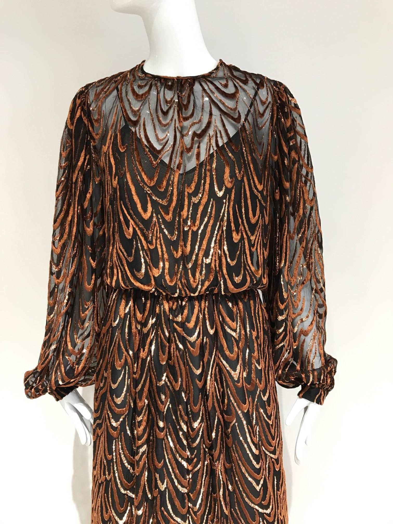 Vintage 1980s Oscar De La renta brown and metallic silk velvet devoré maxi dress. 
Size medium