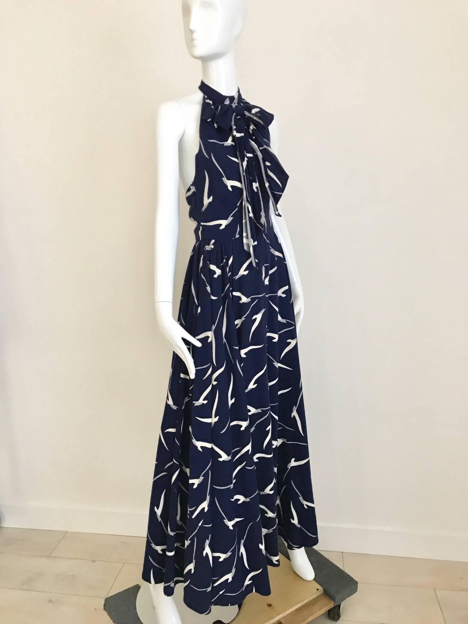 1970s Blue and White Seagull Print Halter Cotton Maxi Vintage 70s Dress In Good Condition In Beverly Hills, CA