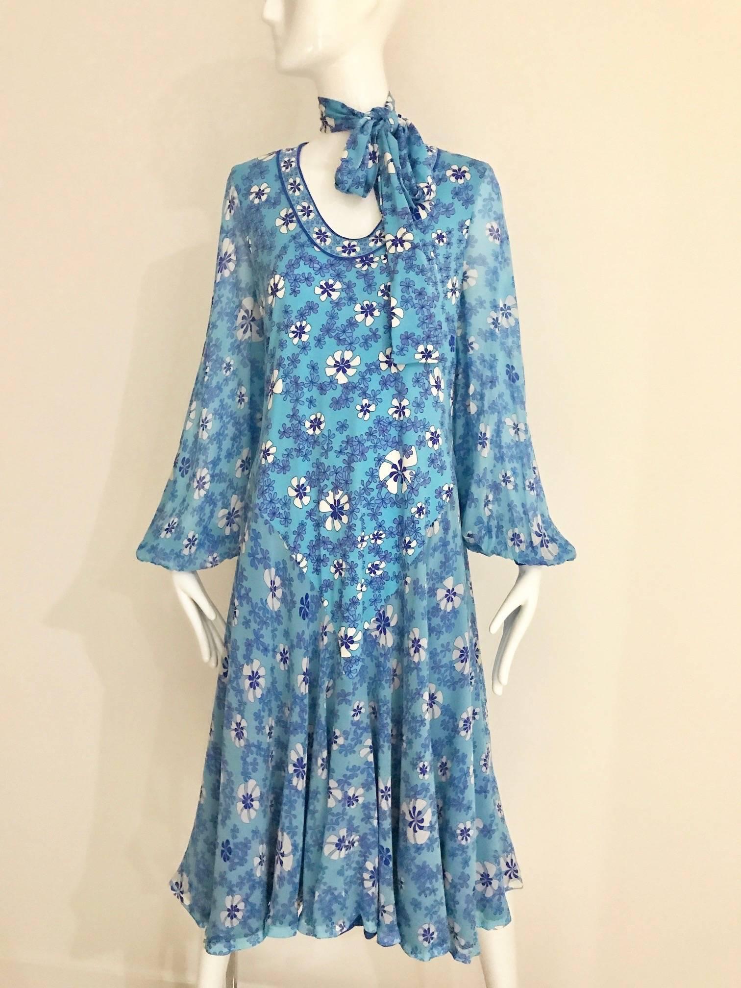 1970s Light silk jersey Bessi blue and white floral  print summer dress 2