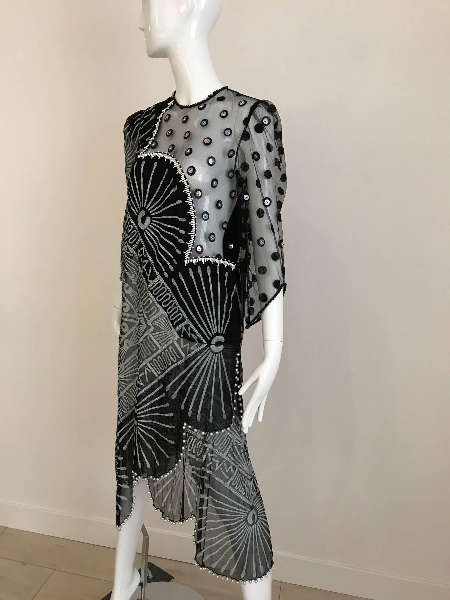 Vintage 1980s Zandra Rhodes black and gray print dress with with pearls 4