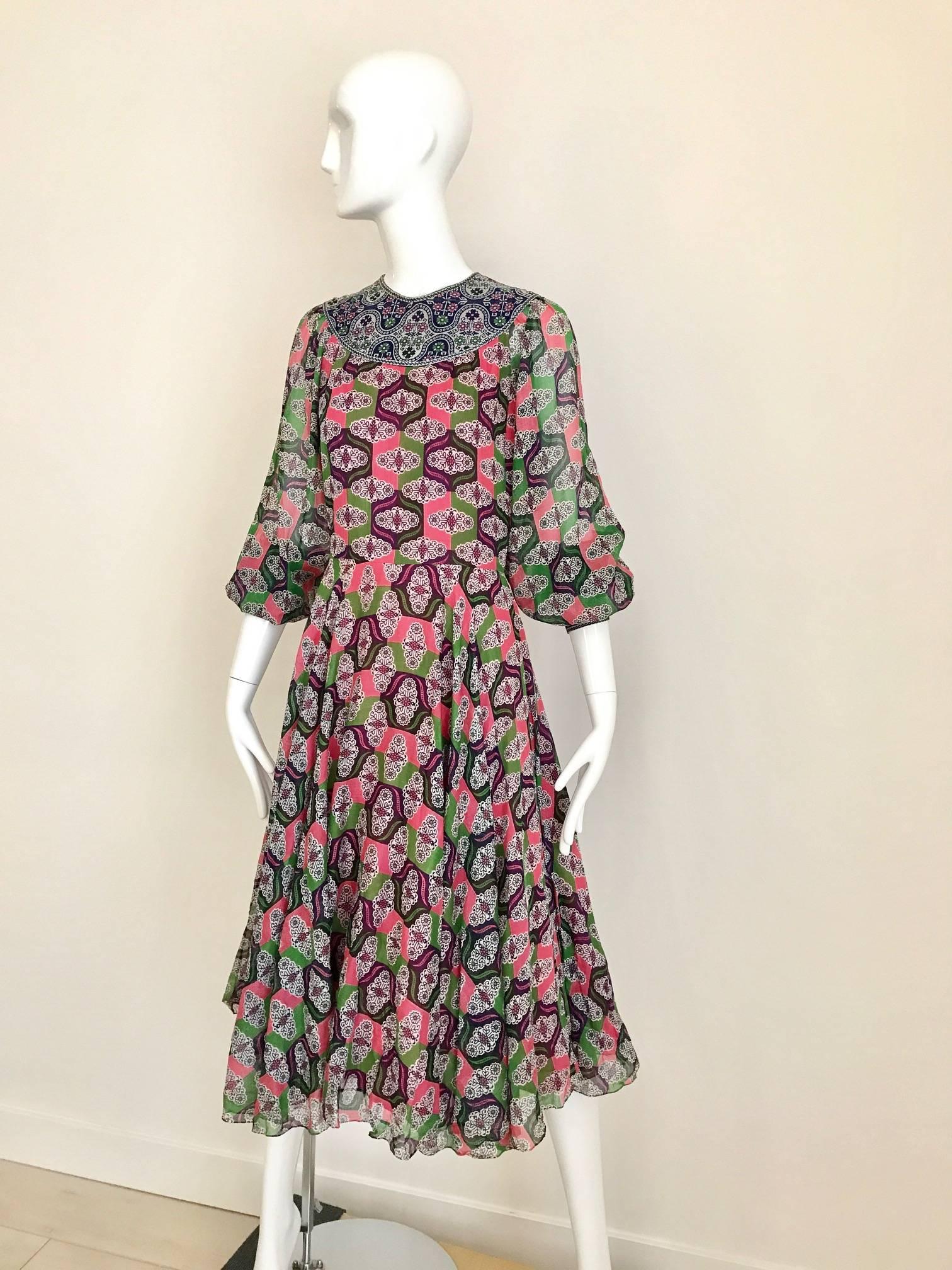  1970s Indian Print Multi Color Cotton 70s vintage Summer dress 1