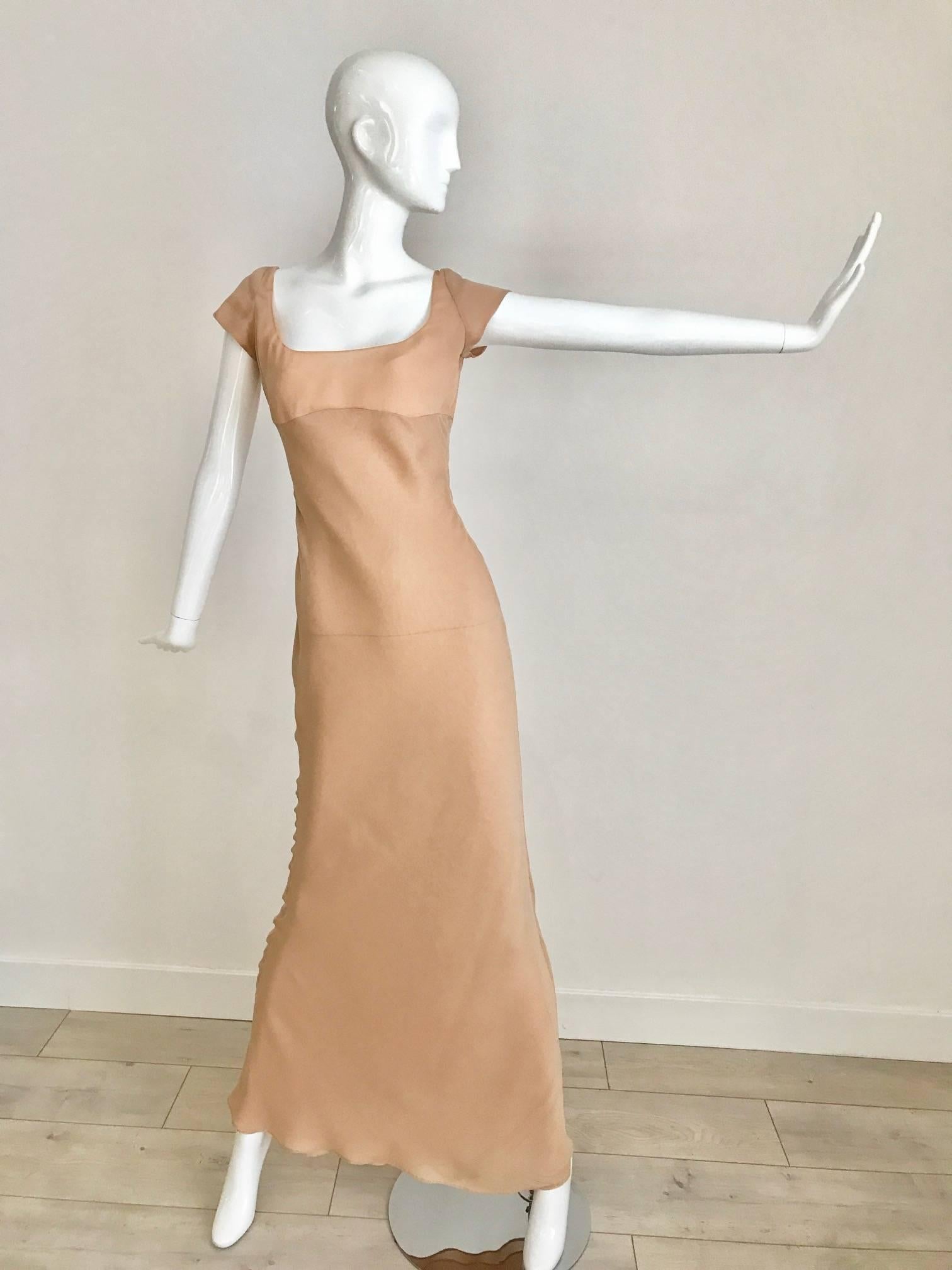 1990s Richard Tyler cap sleeves  Light Tan or nude Silk Chiffon bias cut  Gown.
Zip on the side, Gown cut in bias. 
Fit Size Small - 2/4
Bust: 32 inch
Waist: 27 inch
Hip: 34 inch / Dress length: 66 inch