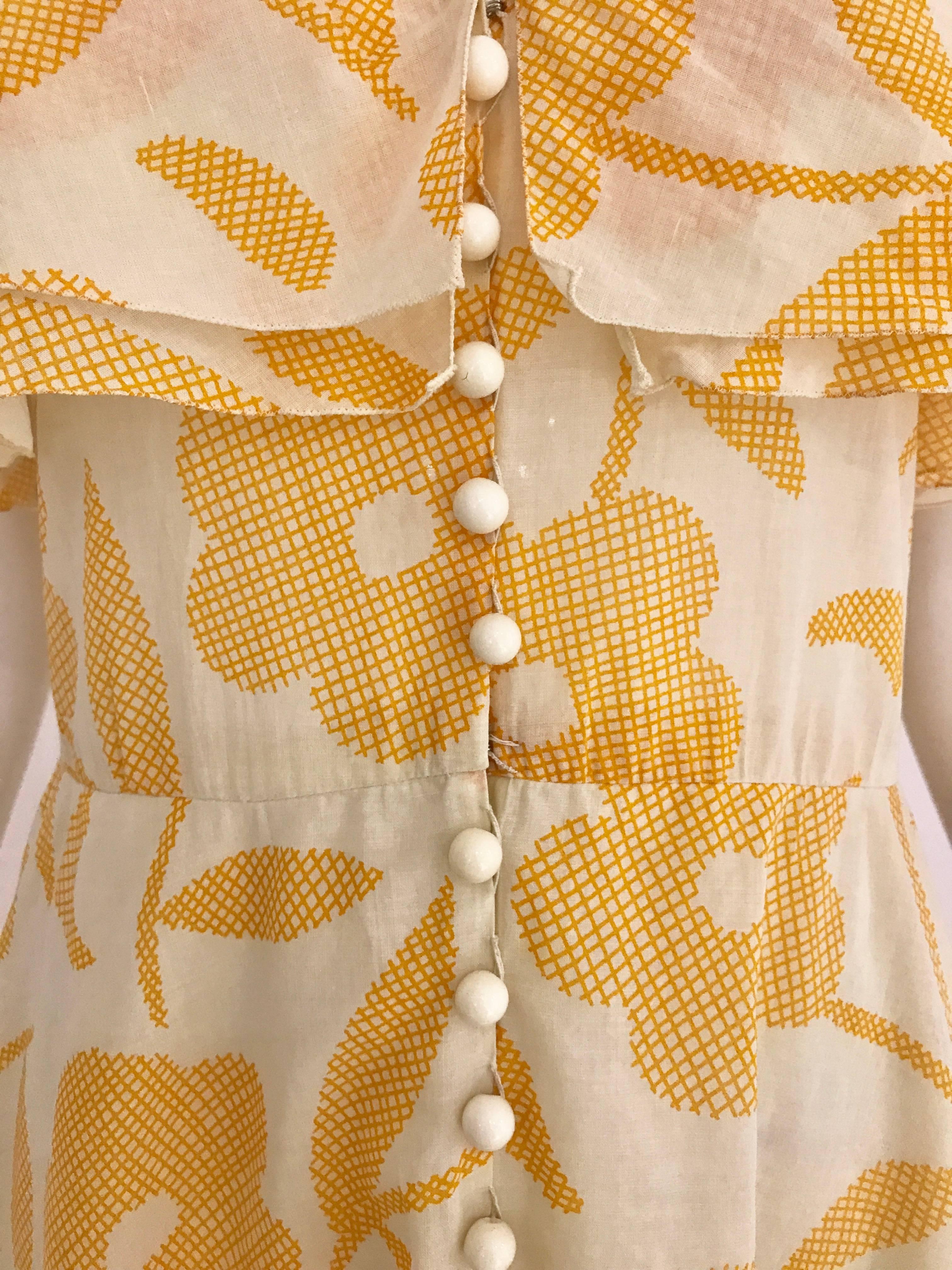 Women's 1990s CHLOE Yellow and Creme Floral Print Cotton Vintage 90s casual Dress