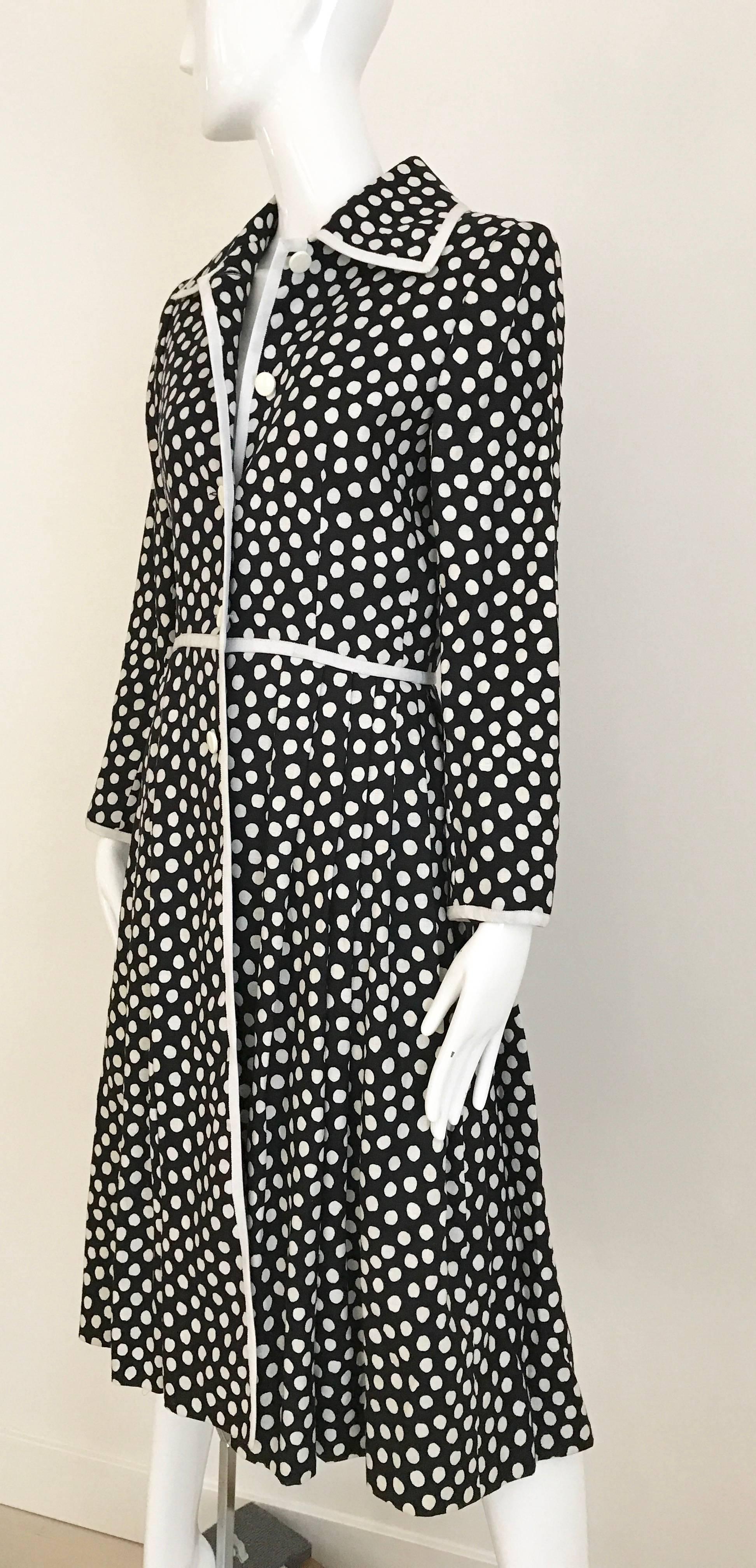 1970s GIVENCHY Black and White Dot Linen Coat Dress 5