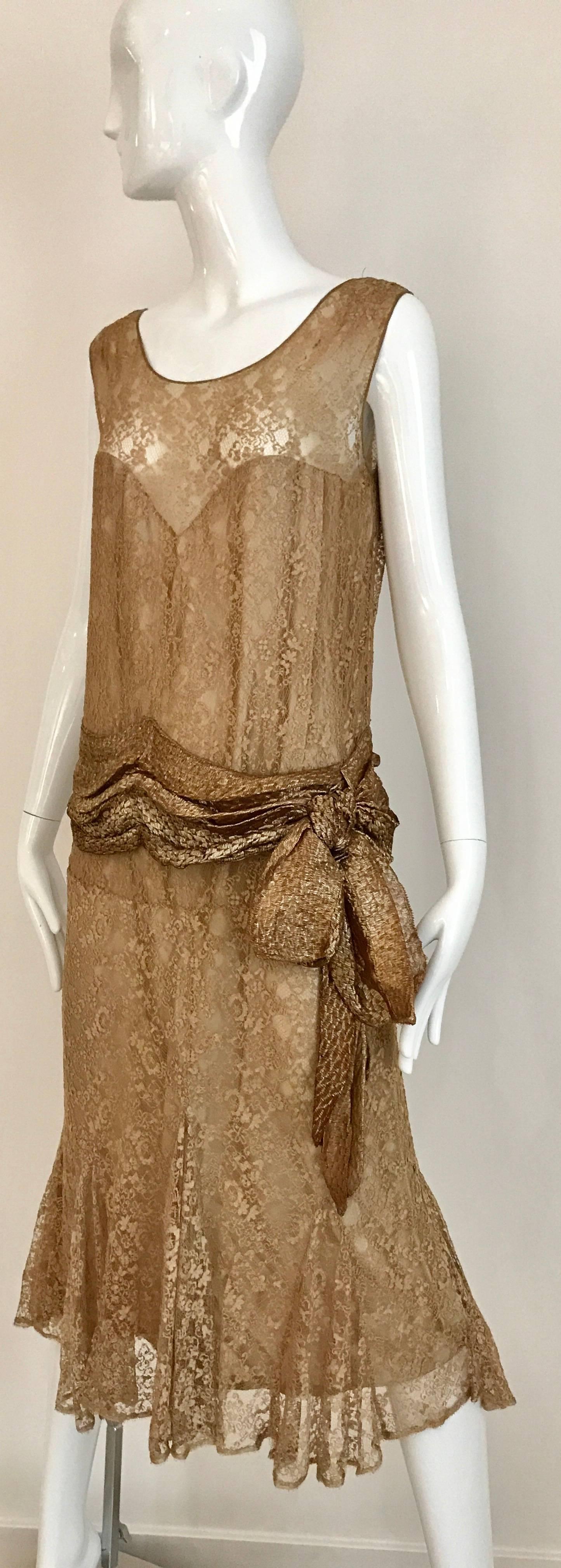 1920s Mocha Metallic Lace Flapper Dress In Good Condition In Beverly Hills, CA