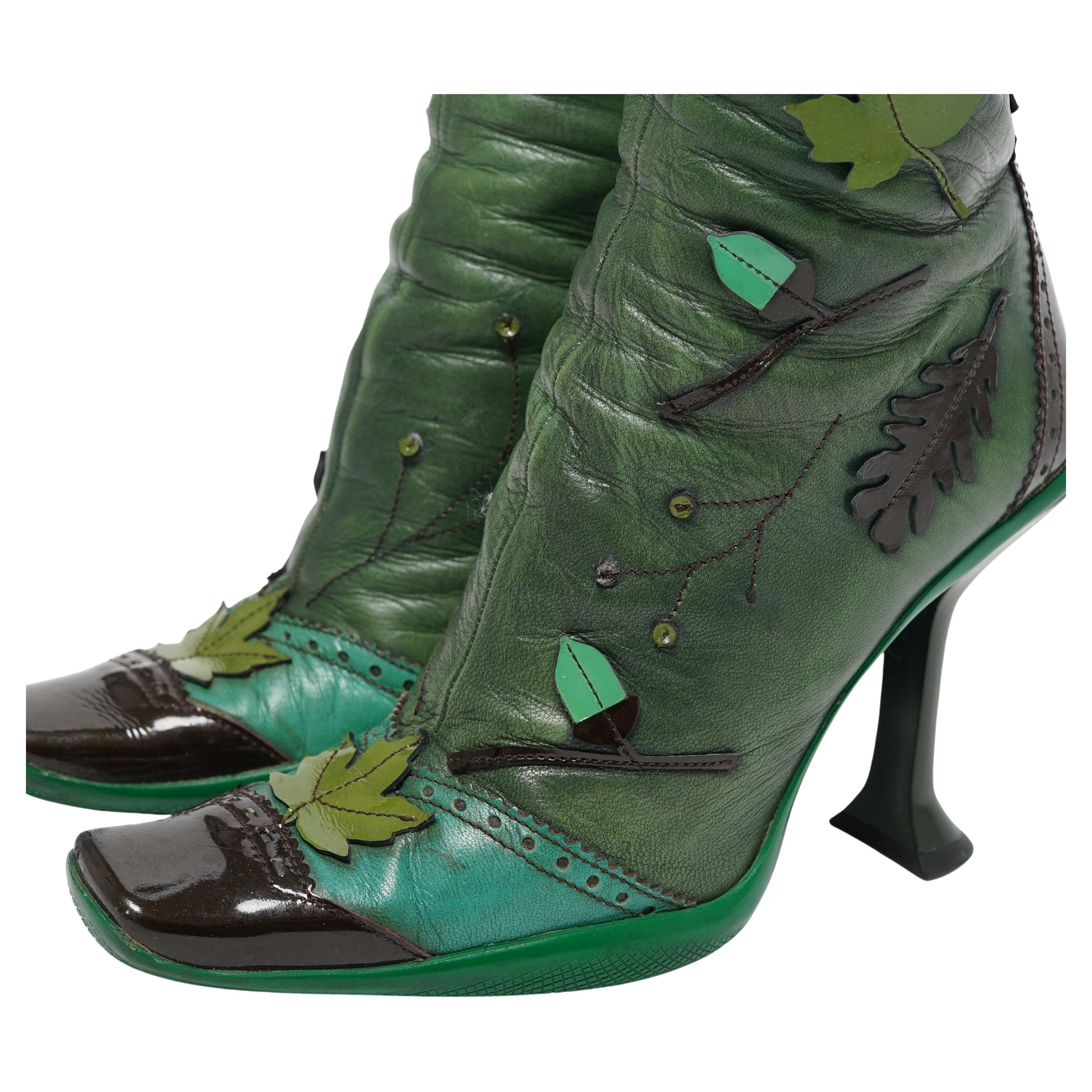 FW 1999 Prada Sculptural Heels Leaf and Petal Appliqué Runway boots EU Size 36 In Good Condition For Sale In Berlin, DE
