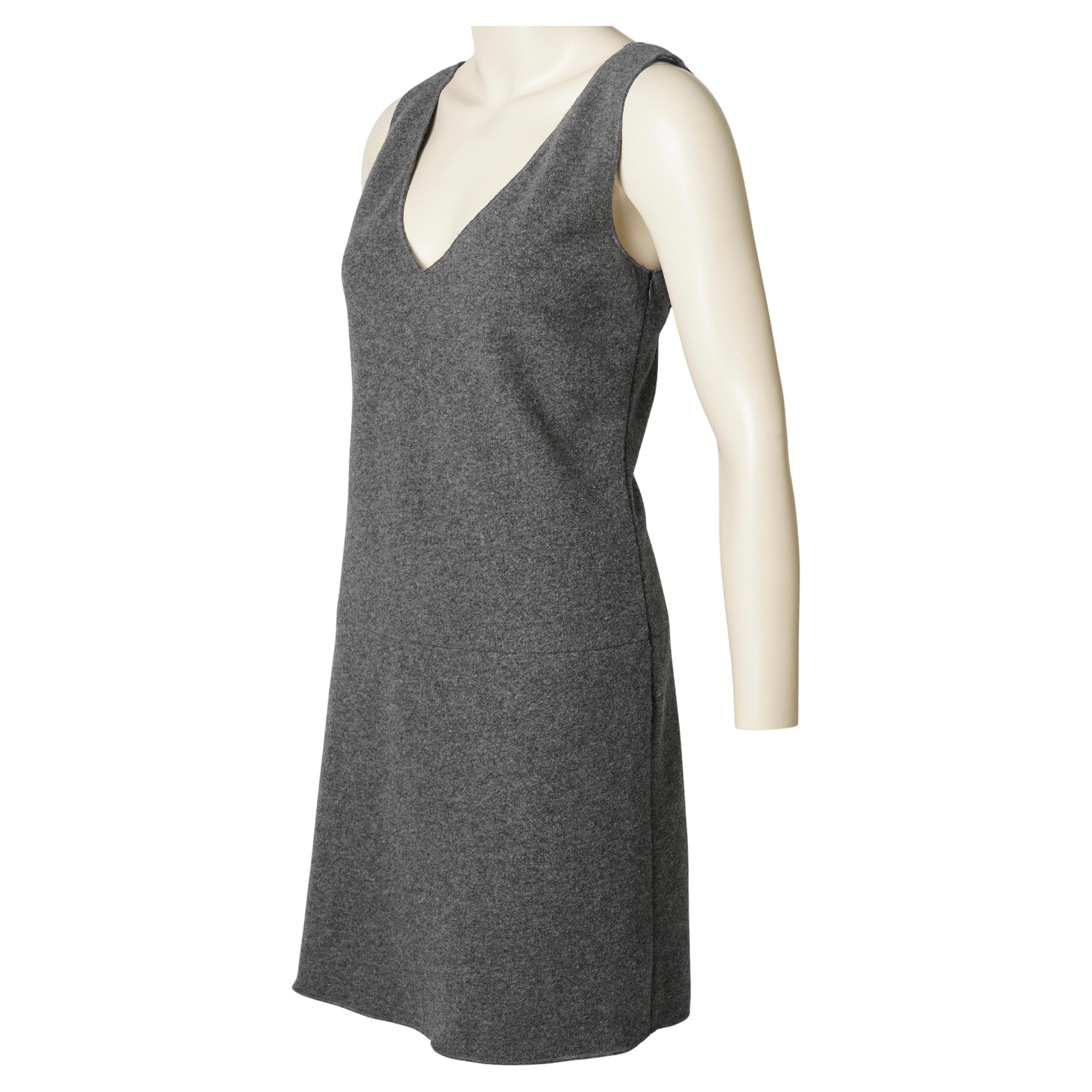 Gris F/W 1997 Miu Miu Robe de défilé en laine polaire anthracite en vente