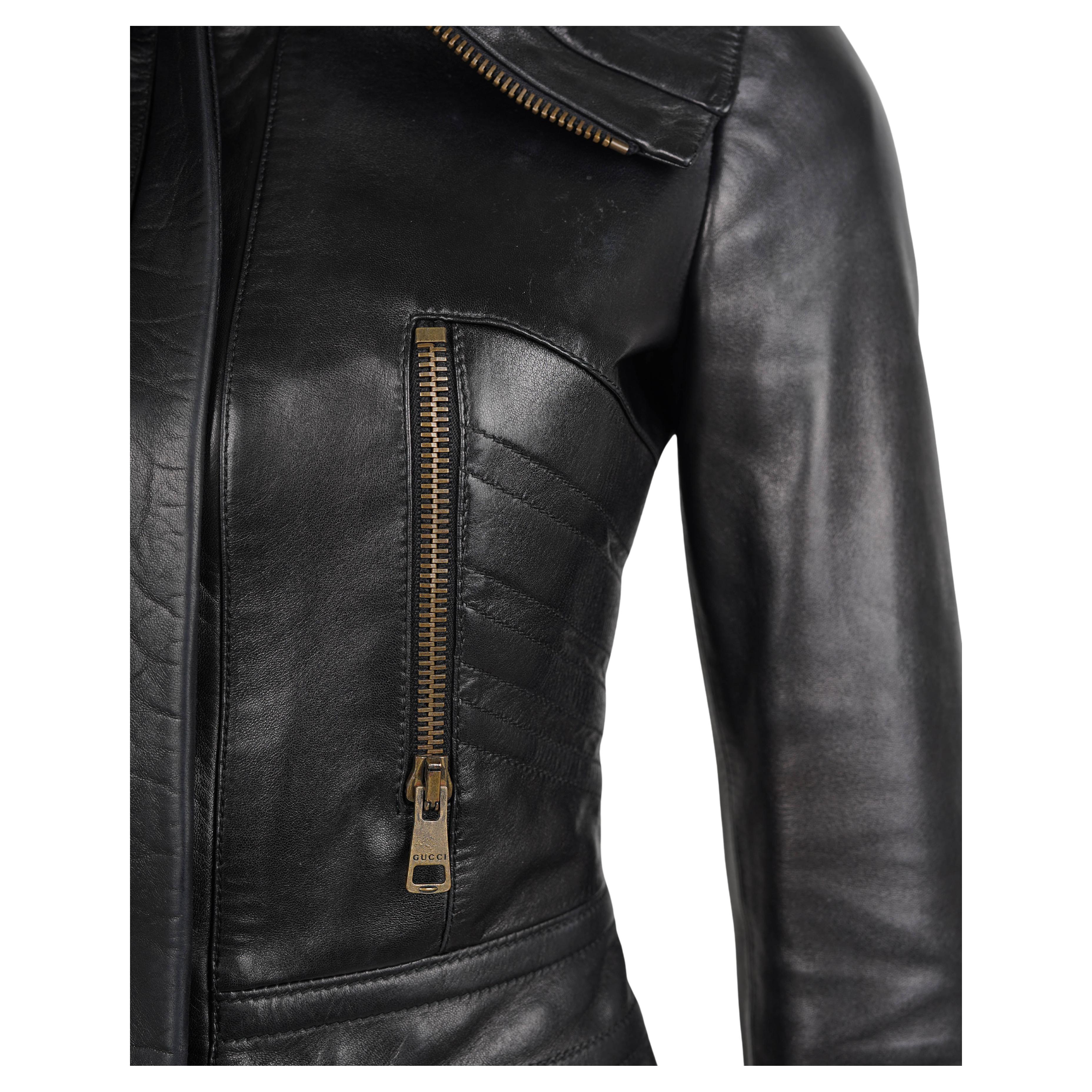 Donna Gucci by Tom Ford A/I 1998-2001 Giacca in pelle nera scolpita - Taglia XS in vendita