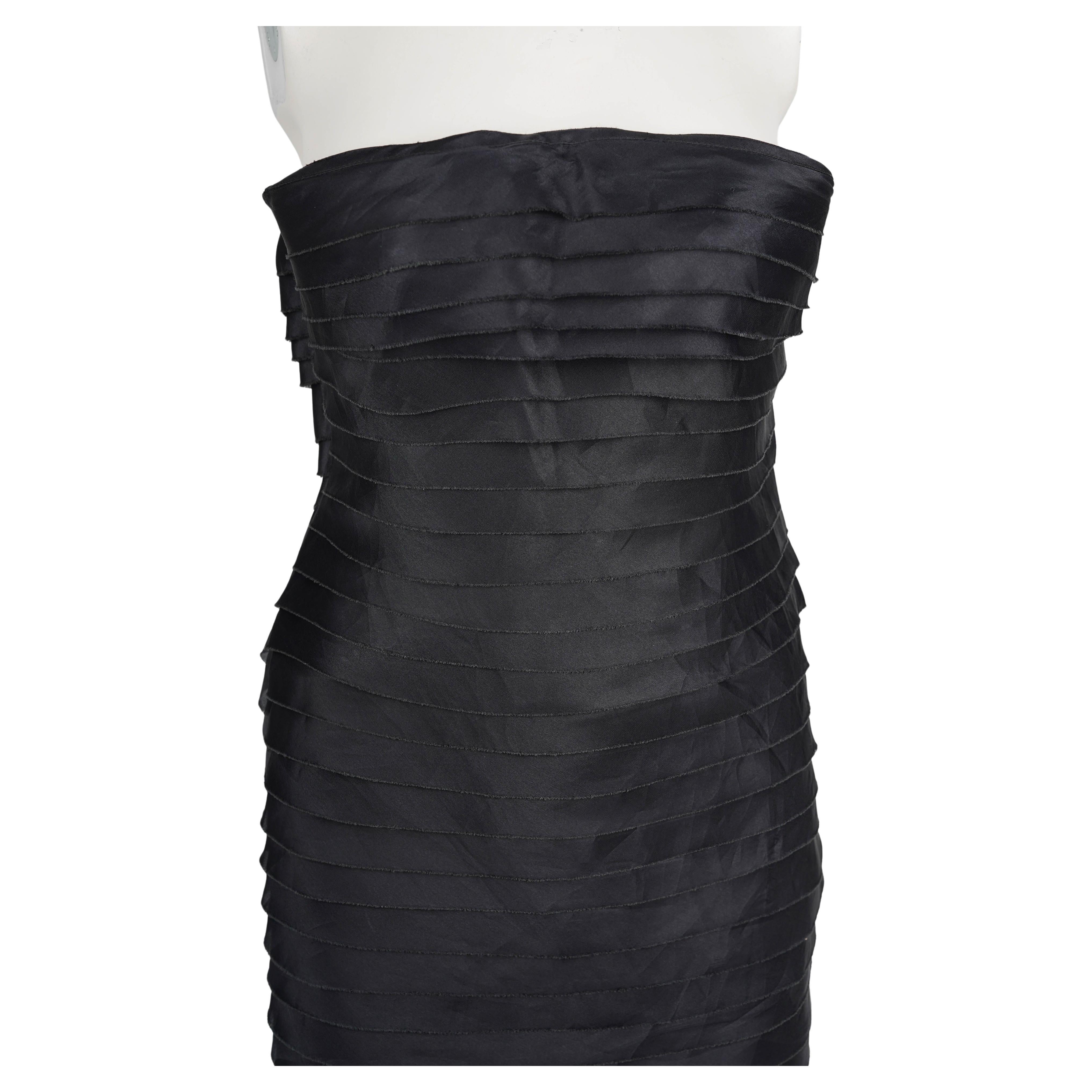Gucci by Tom Ford S/S 2001 Trägerloses Bandagekleid aus Seide - IT 40 (Passt XS/XXS) im Angebot 4