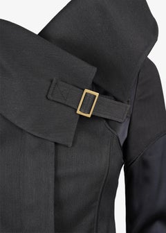 Gucci by Tom Ford Fall/Winter 2003 Black Runway Sculptural Collar Jacket IT38