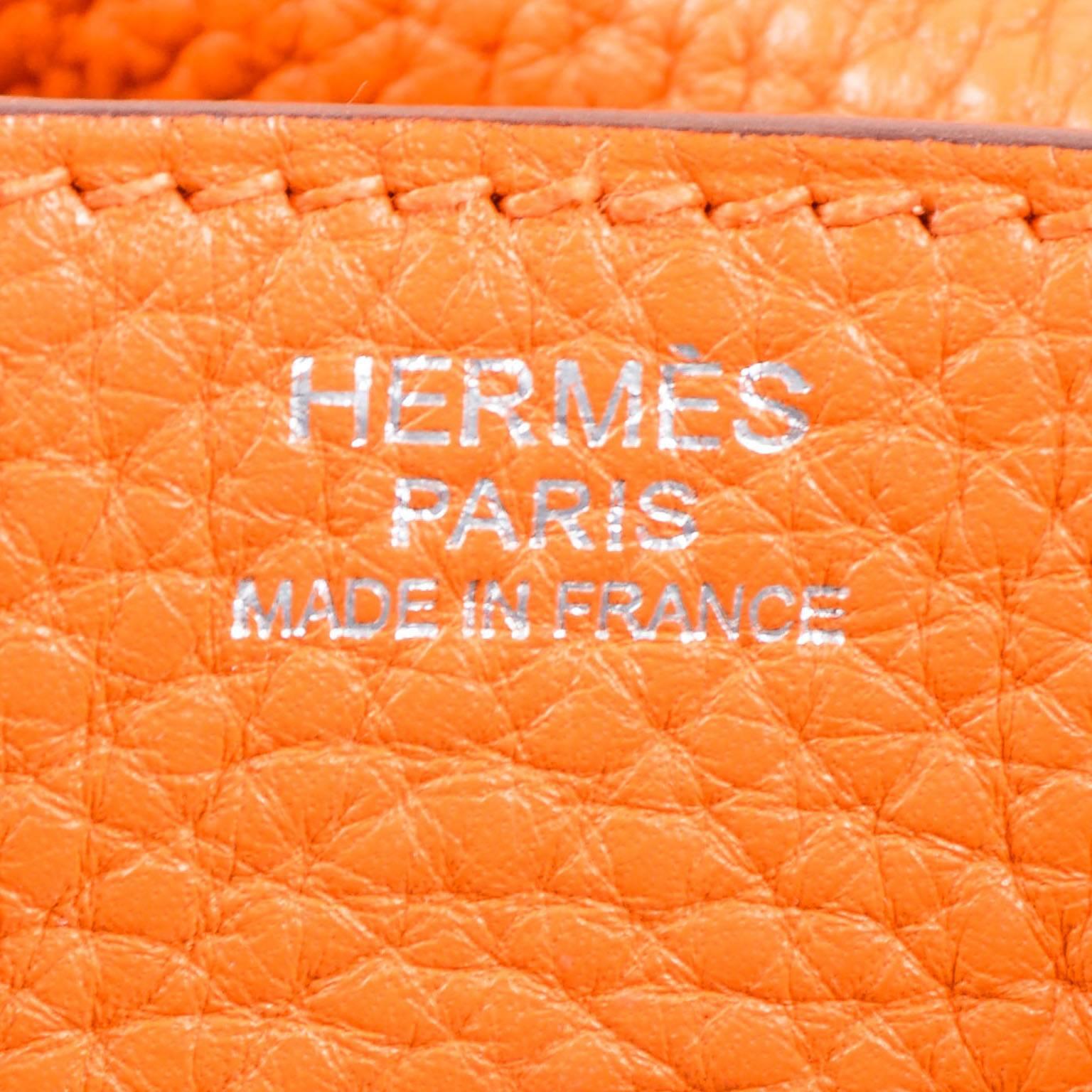 Hermes Fire Orange Taurillon Clemence Calfskin Leather 30cm Lindy Handbag For Sale 1