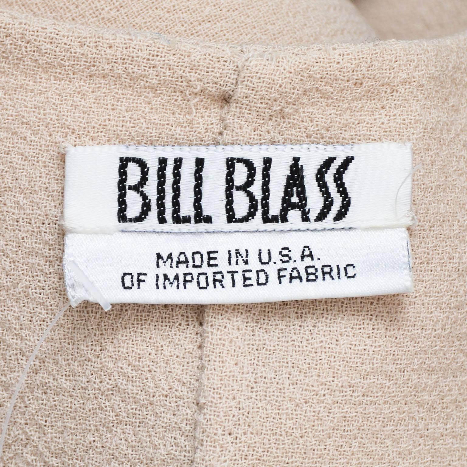Women's Vintage Bill Blass Beige Woven Silk Crepe Long Sleeve Button Duster Jacket SZ 12 For Sale