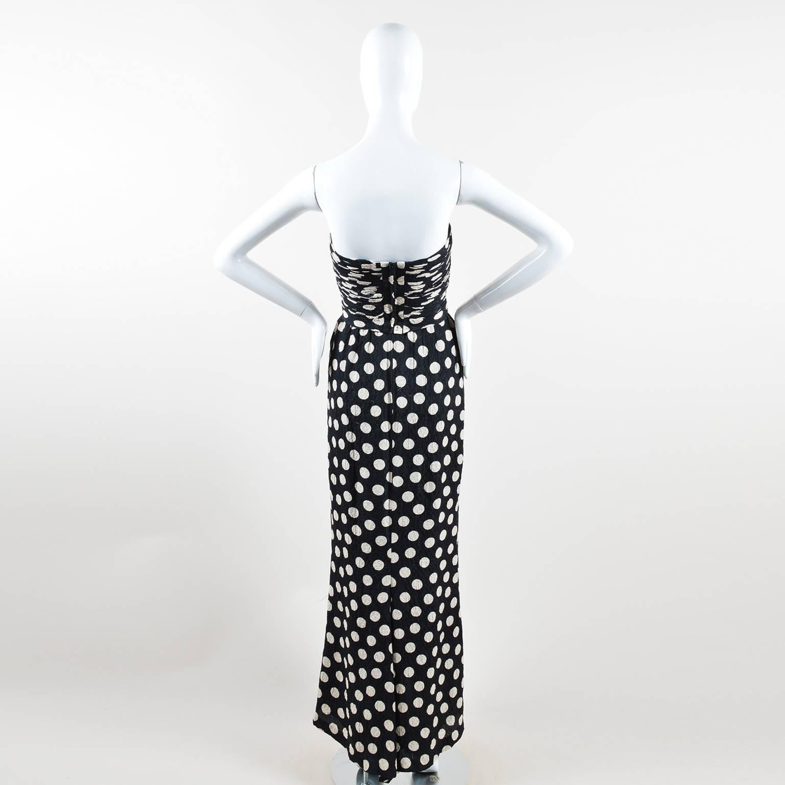 Vintage Chanel Black Cream Polka Dot Ruched Hammered Silk Strapless Gown SZ 36 In Good Condition For Sale In Chicago, IL