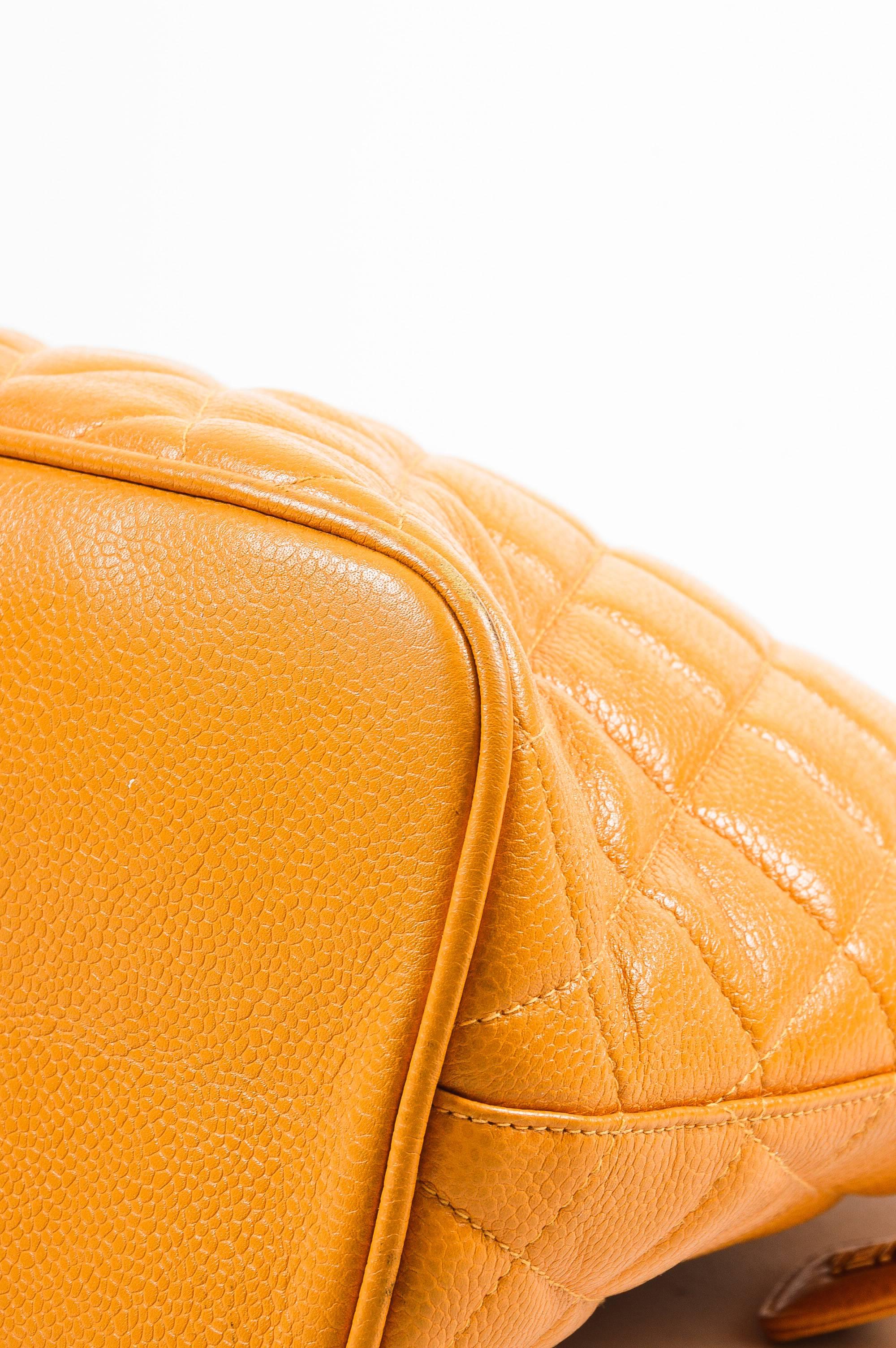 Women's Vintage Chanel Orange Quilted Caviar Leather Quilted Shoulder Bag For Sale