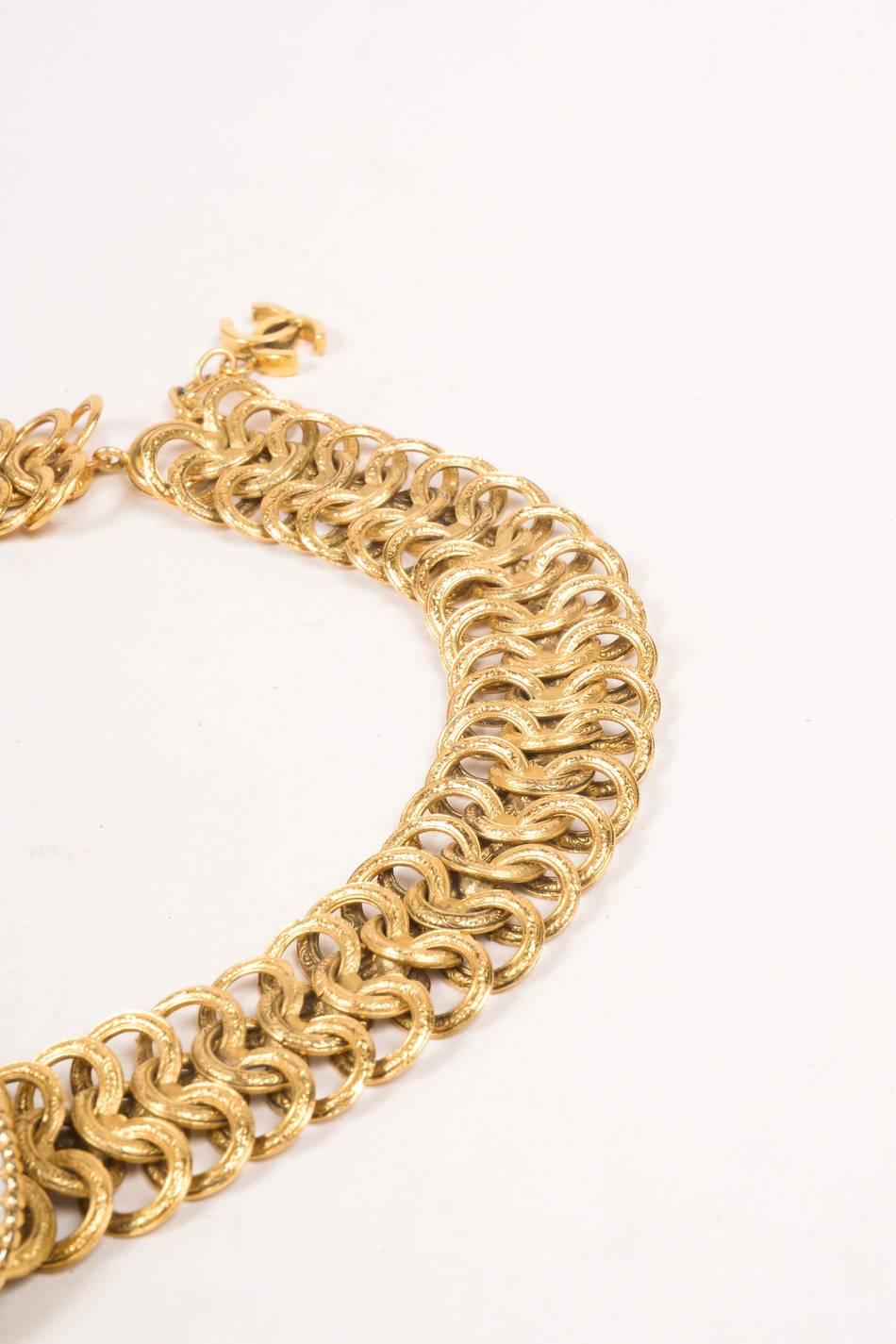 Chanel Gold Tone Chain Link Floral Medallion Choker Necklace For Sale 1