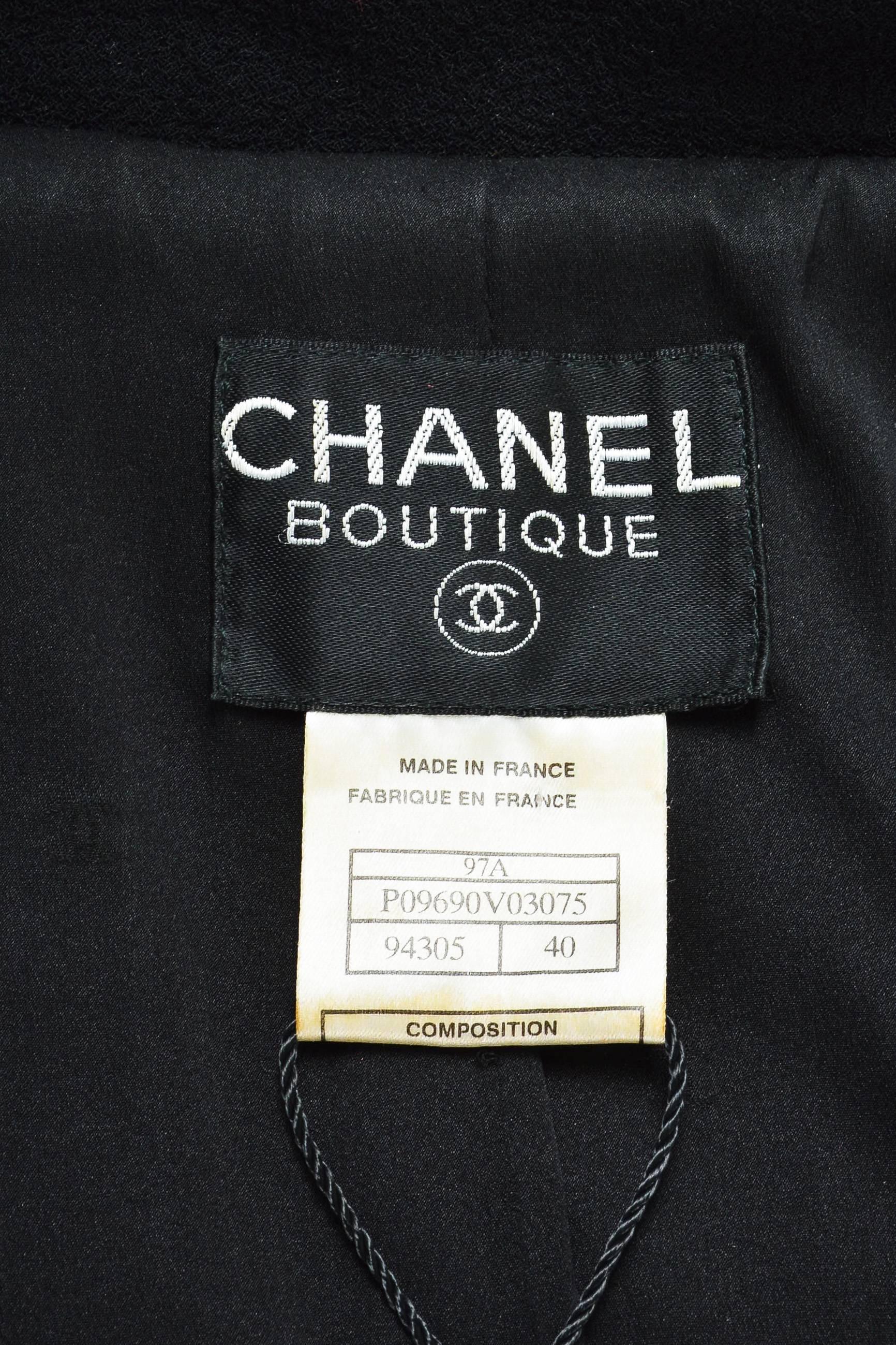 Women's Vintage Chanel Black Wool Boucle Zip Long Sleeve Jacket Skirt Suit Set SZ 40 For Sale