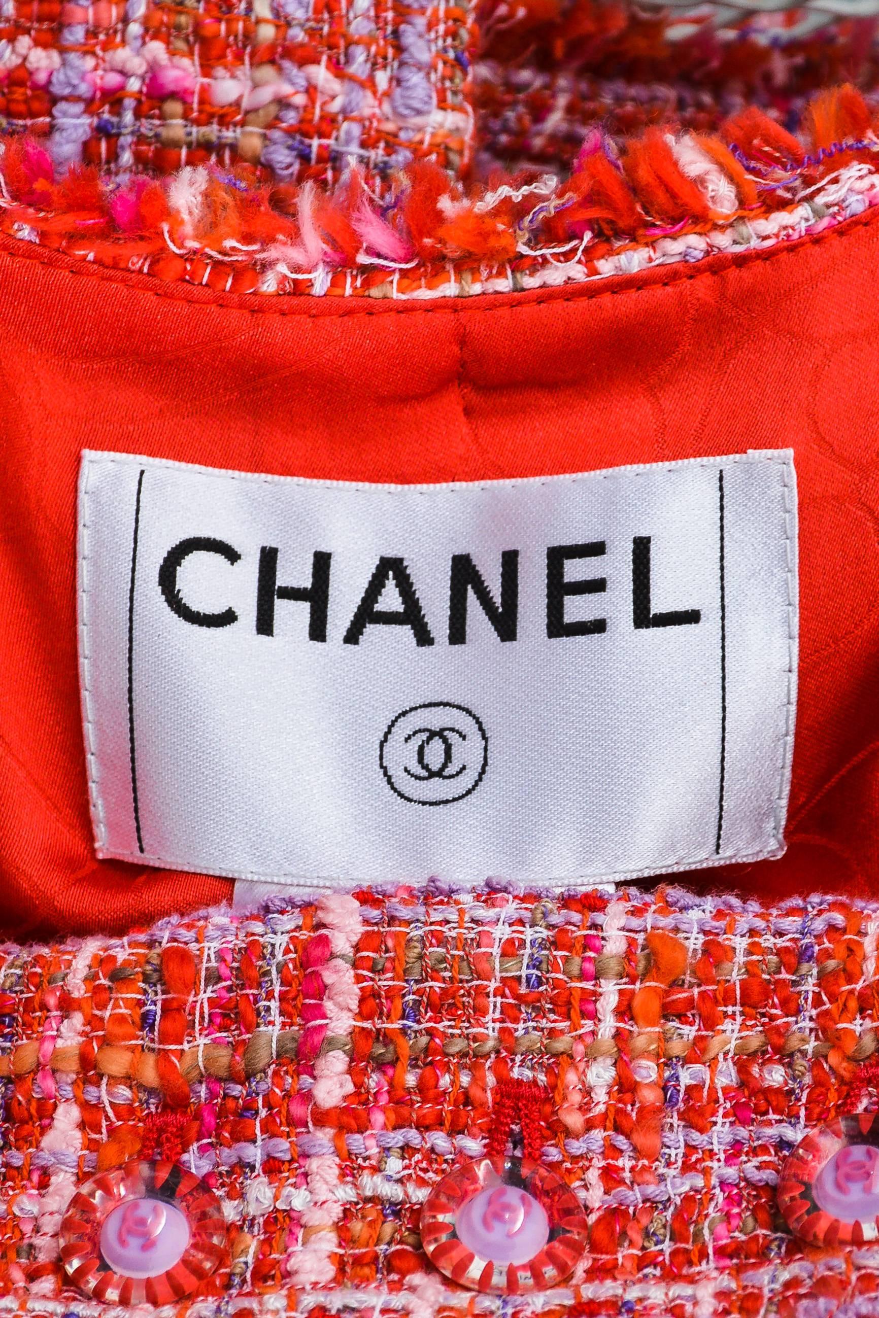 Women's Chanel NWT 04P Gray Red & Purple Tweed Long Sleeve Fringe Trim Jacket SZ 42 For Sale