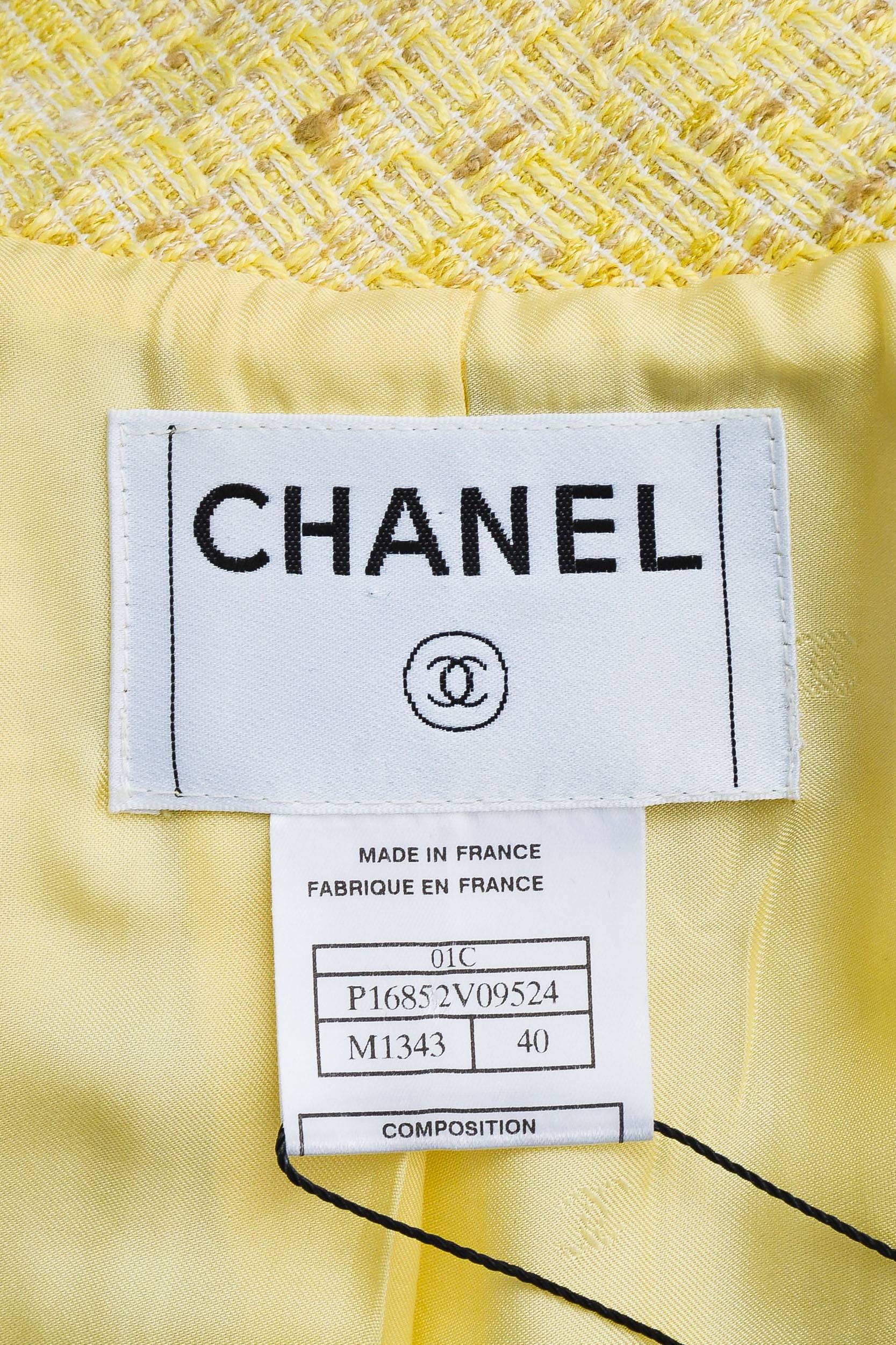 Vintage Chanel Yellow White Tweed Zipped Front Split Long Structured Coat SZ 40 For Sale 1