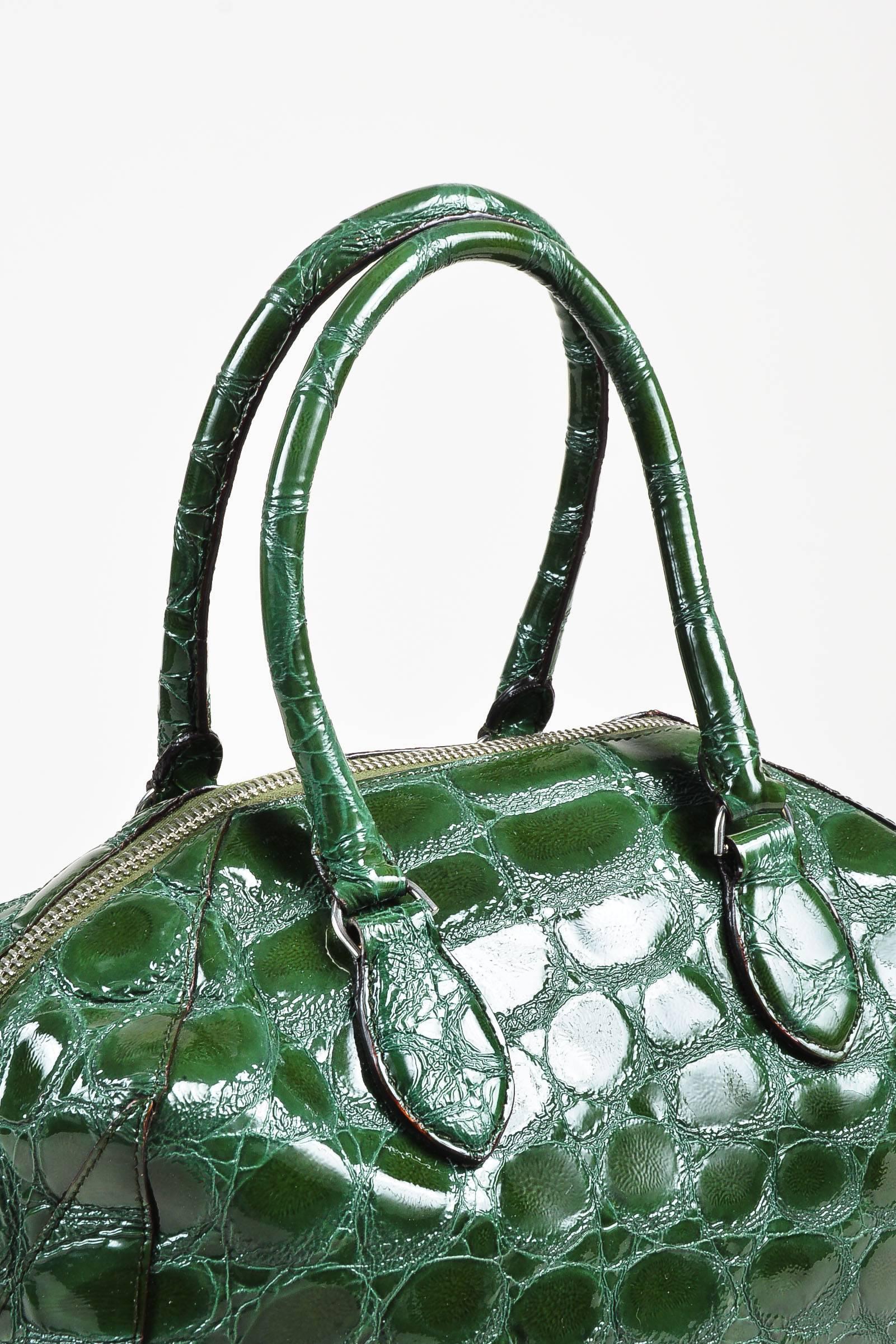 Alaia Glossy Green Embossed Patent Leather Structured Double Handle Tote Bag In Excellent Condition For Sale In Chicago, IL