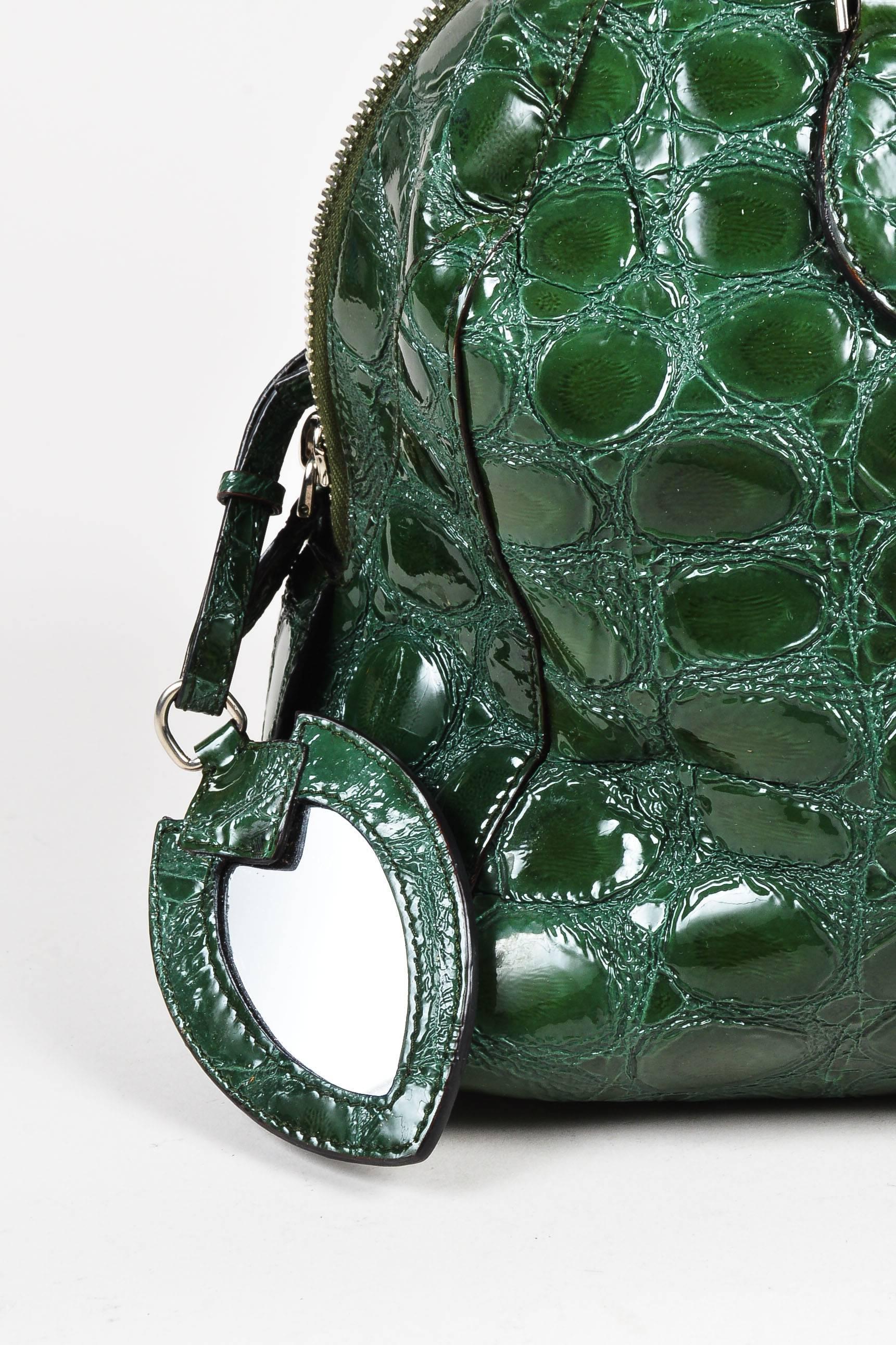 Alaia Glossy Green Embossed Patent Leather Structured Double Handle Tote Bag For Sale 2