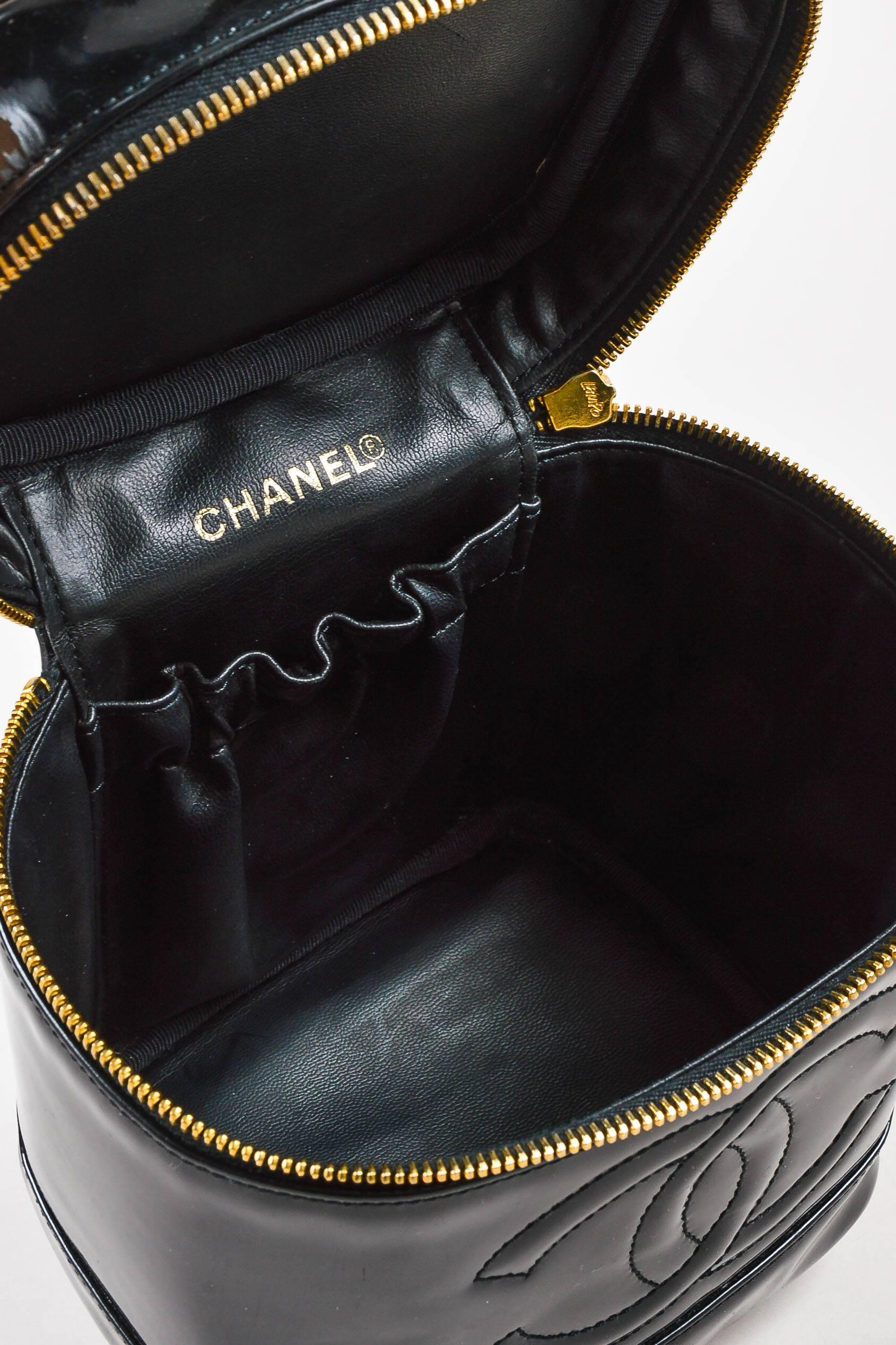 Chanel Black Patent Leather 'CC' Logo Zip Around Cosmetic Vanity Case Bag 2