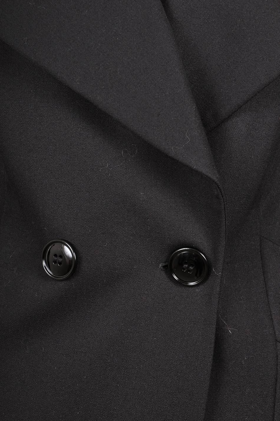 Vintage Gianfranco Ferre Black Wool Double Breasted Coat Size 40 In Good Condition For Sale In Chicago, IL
